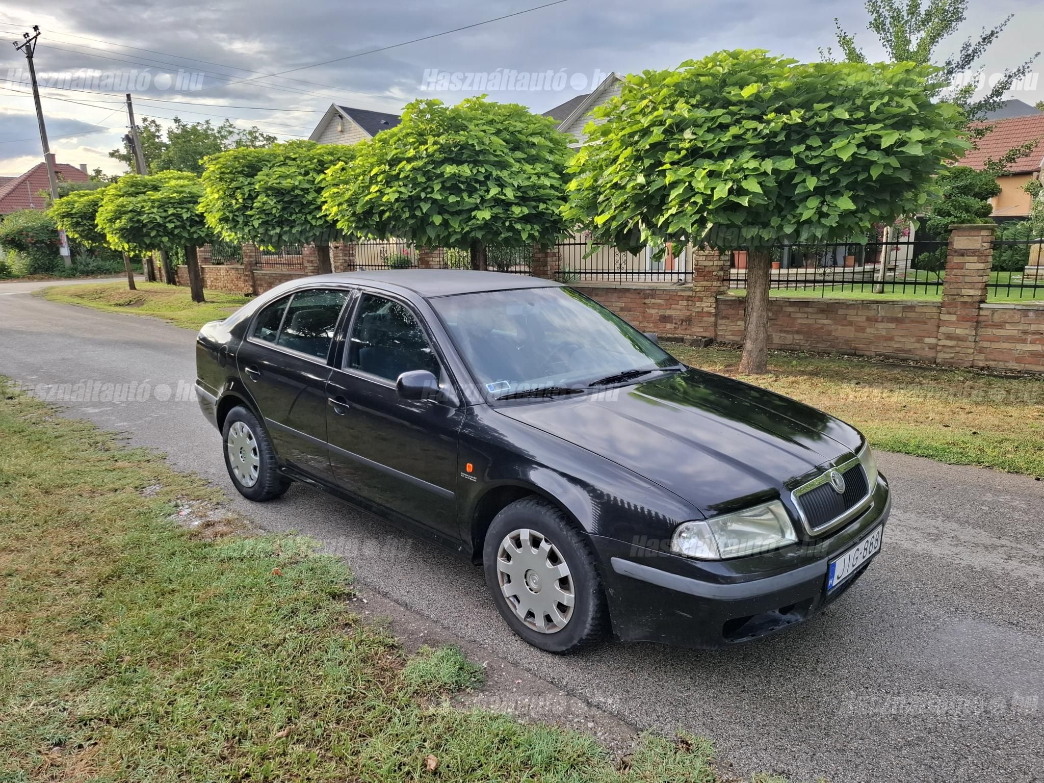 SKODA OCTAVIA 2001 - 1