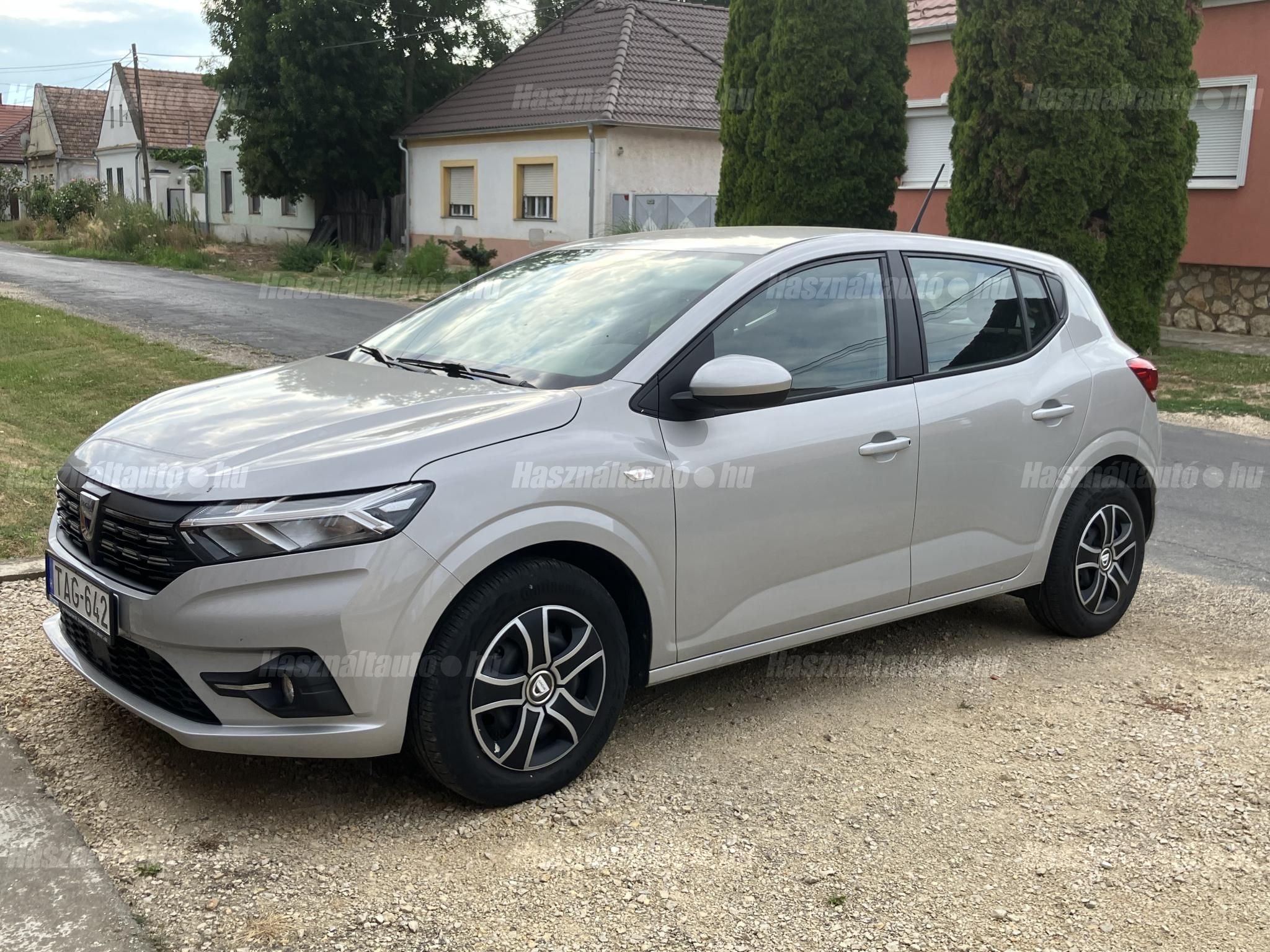 DACIA SANDERO 2022/4 - 1