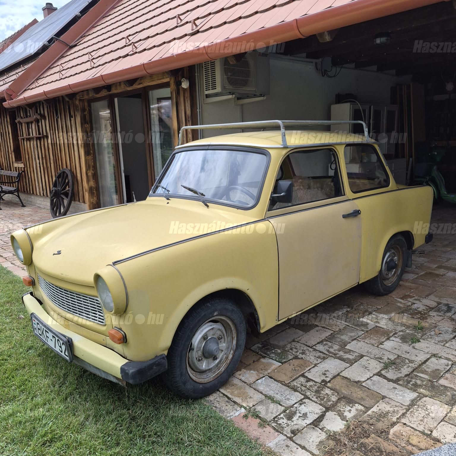TRABANT 601 1985/6 - 1