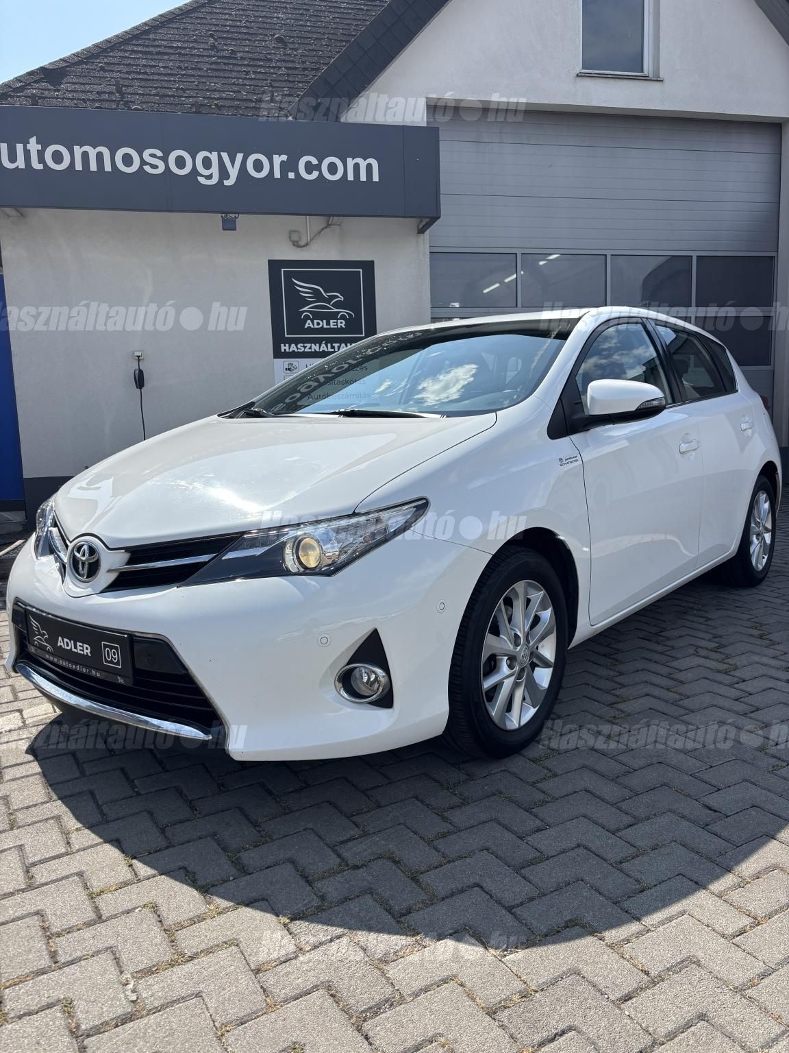 TOYOTA AURIS 2014/7 - 1