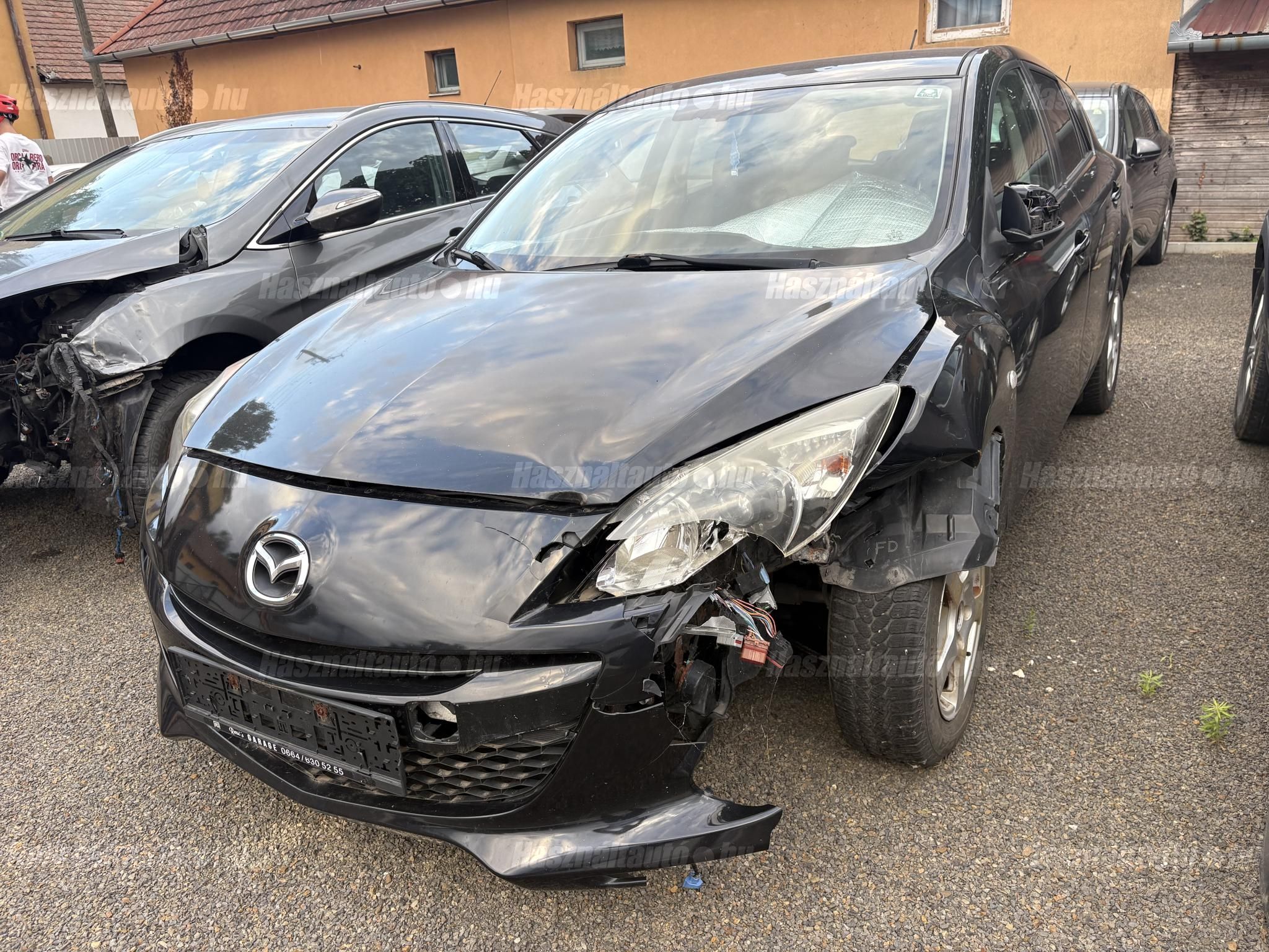 MAZDA 3 2013 - 1
