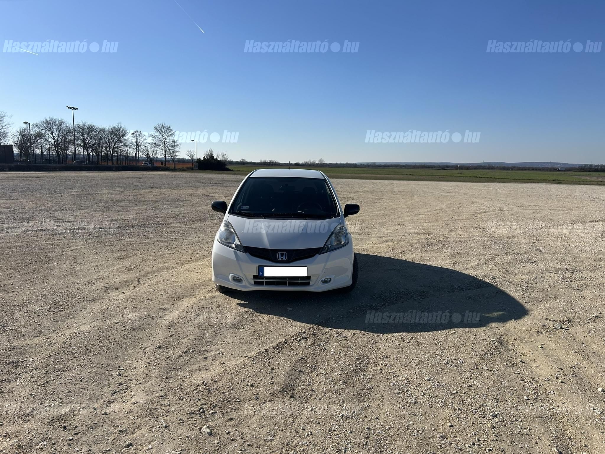 HONDA JAZZ 2011/4 - 1