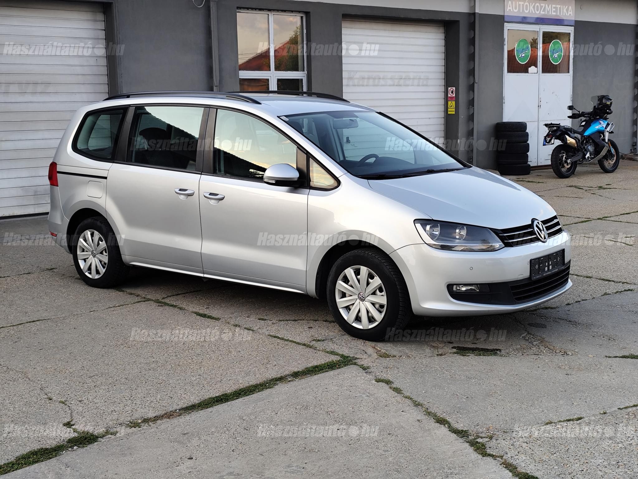 VOLKSWAGEN SHARAN 2013 - 1