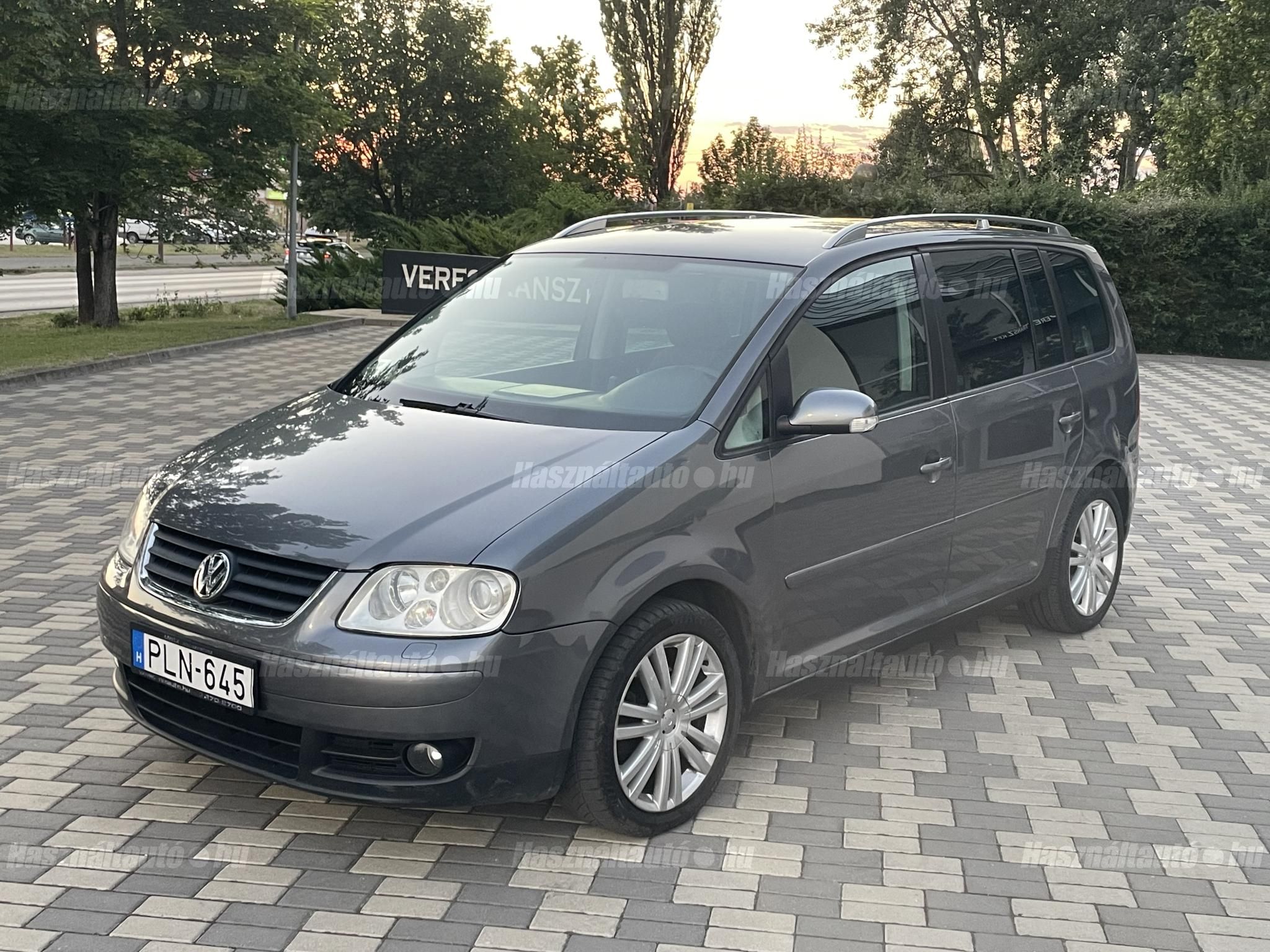 VOLKSWAGEN TOURAN 2005/10 - 1