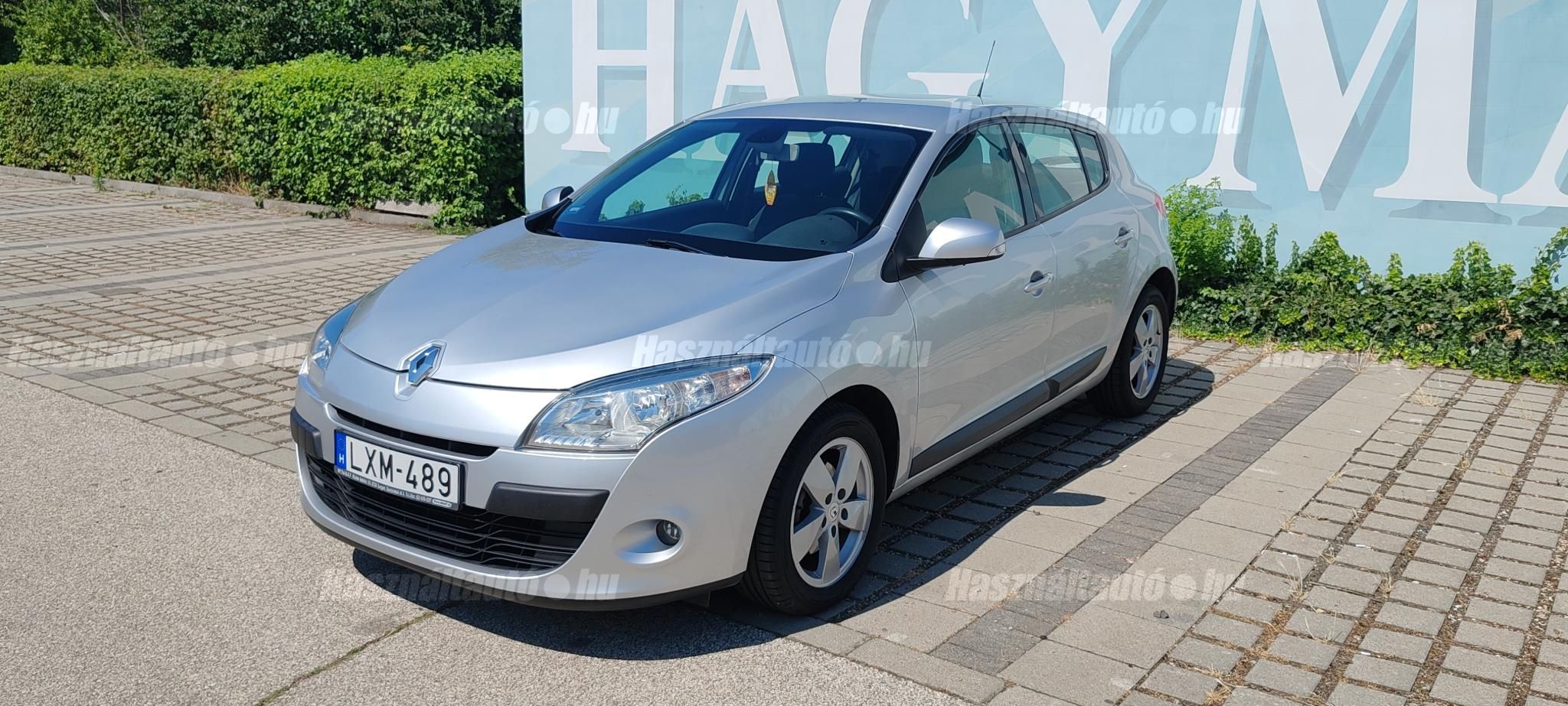 RENAULT MEGANE 2011/7 - 1