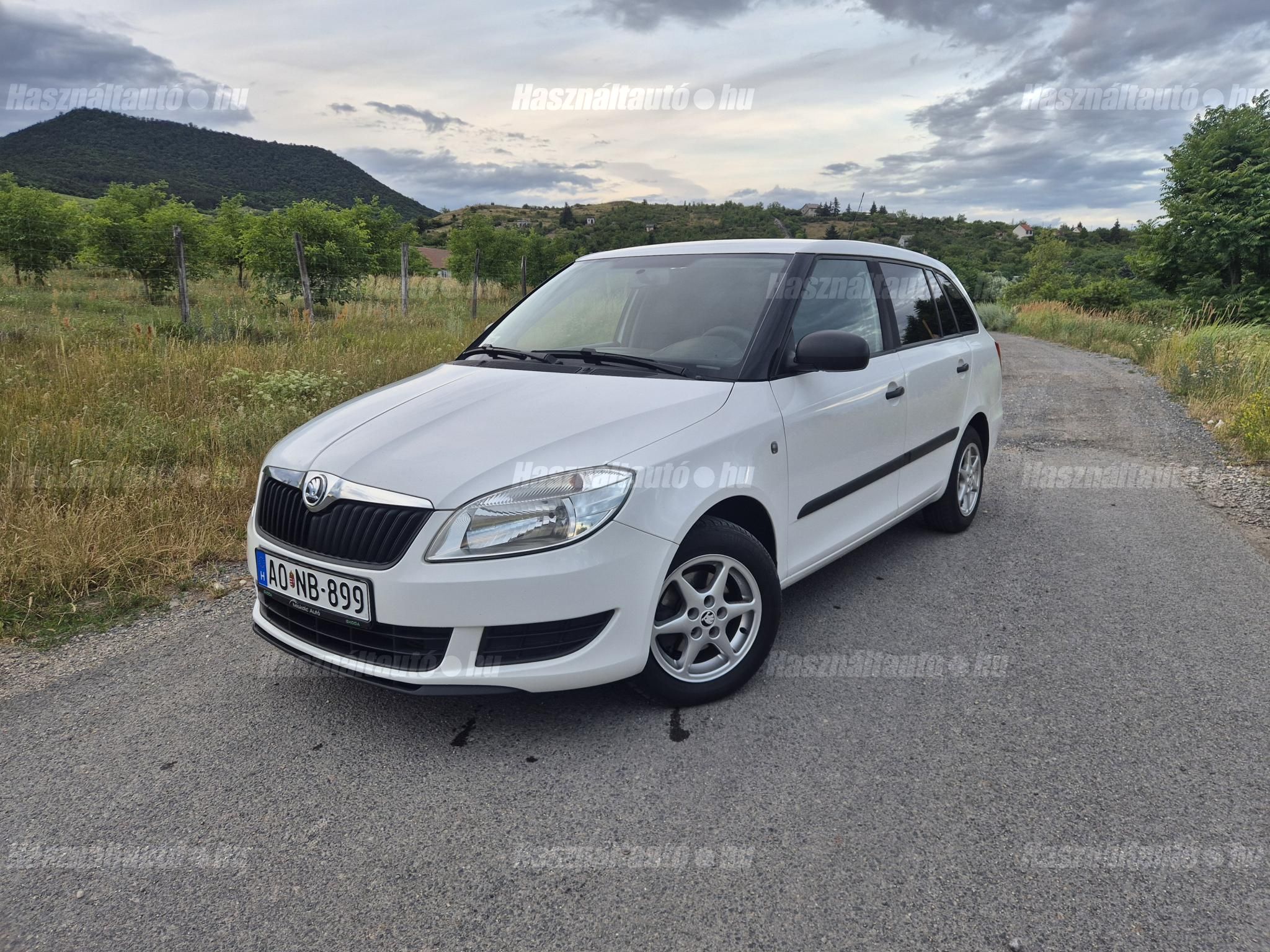 SKODA FABIA 2011/8 - 1