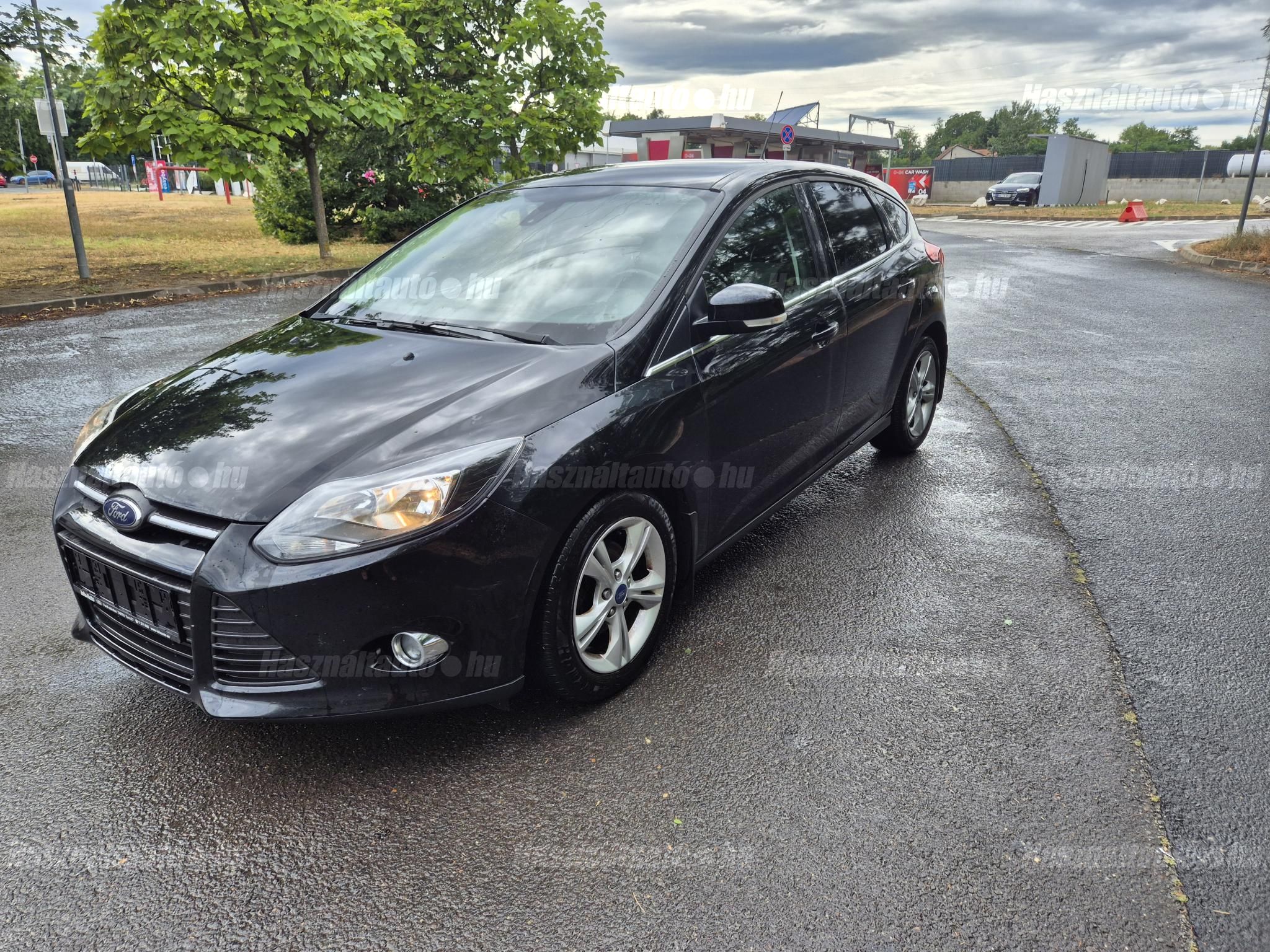 FORD FOCUS 2014/4 - 1