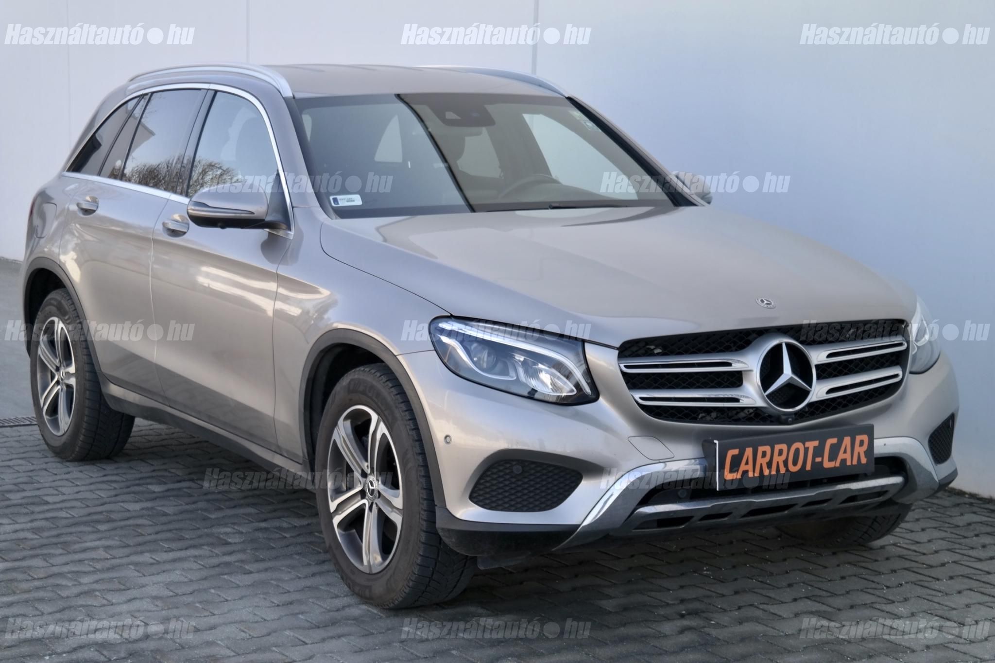 MERCEDES-BENZ GLC 220 2019/6 - 1
