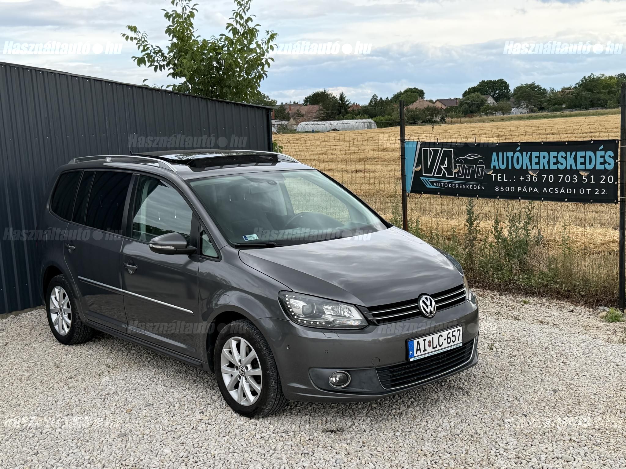 VOLKSWAGEN TOURAN 2011/5 - 1