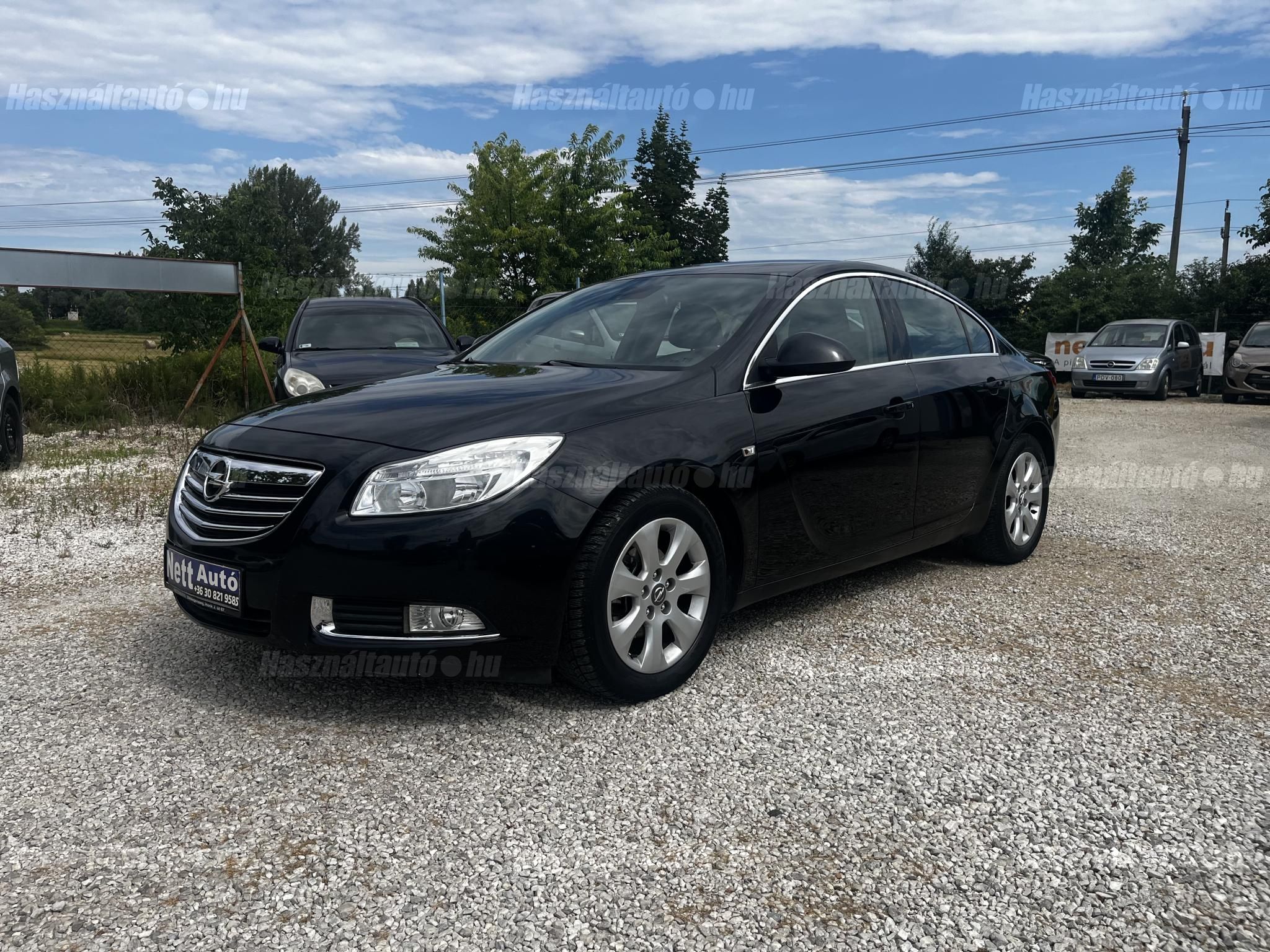 OPEL INSIGNIA 2011/4 - 1