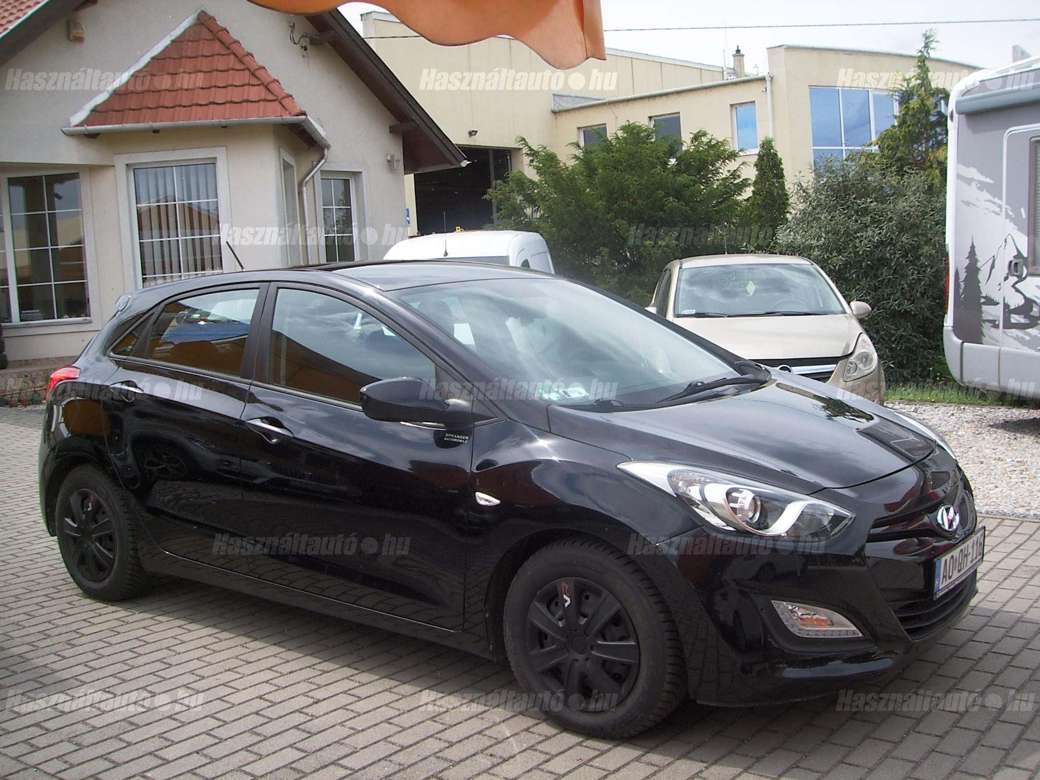HYUNDAI I30 2015/3 - 1