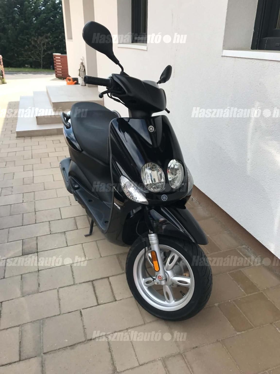 YAMAHA NEOS 2010 - 1