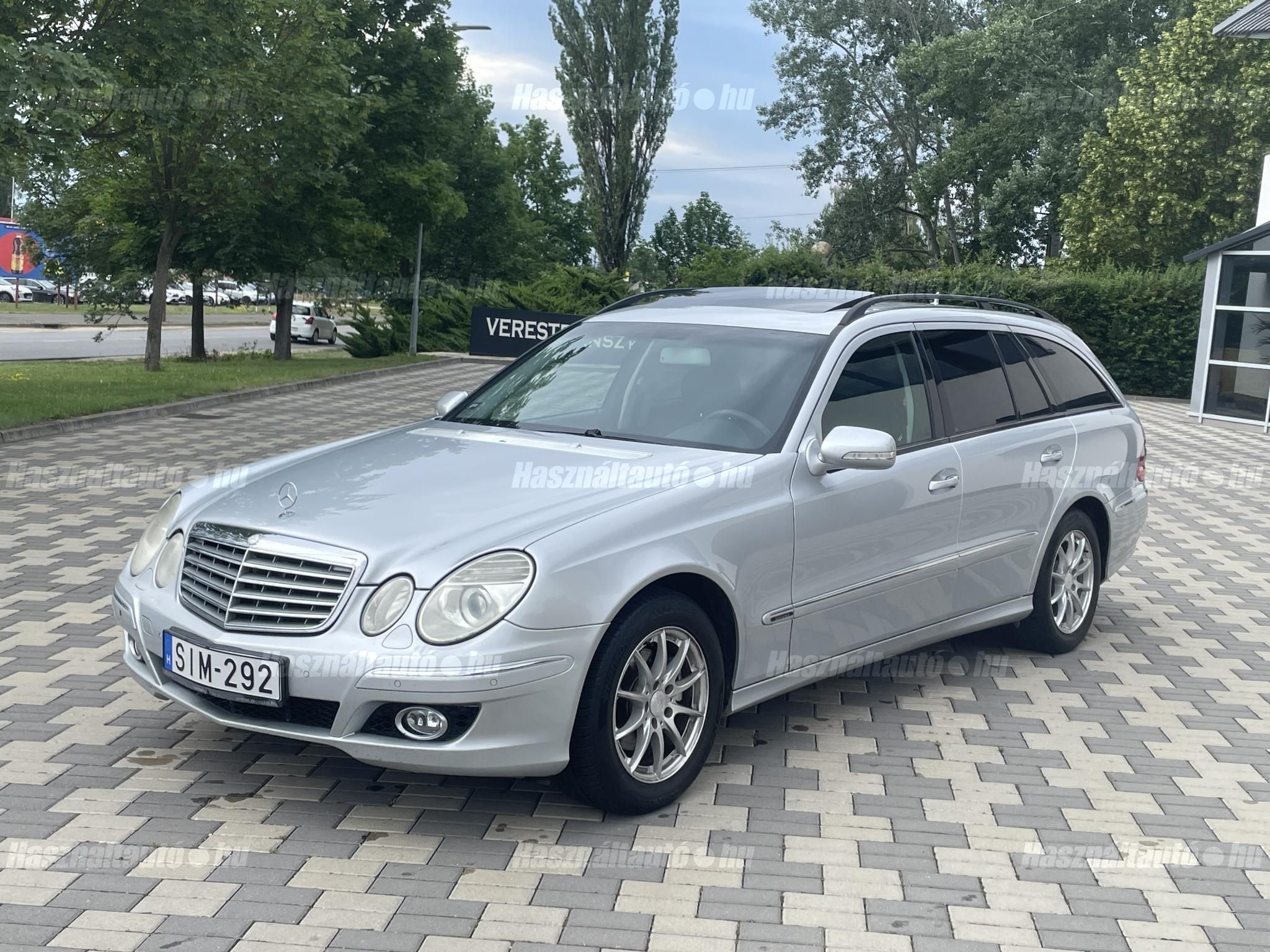 MERCEDES-BENZ E 220 2006/12 - 1
