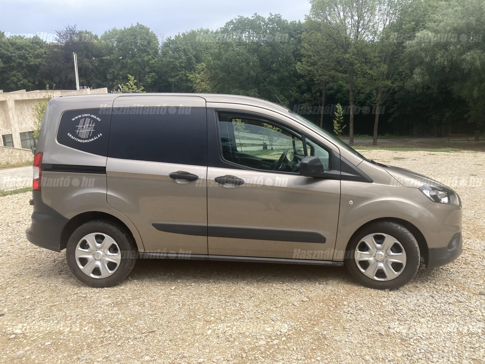 FORD COURIER 2019/8 - 1
