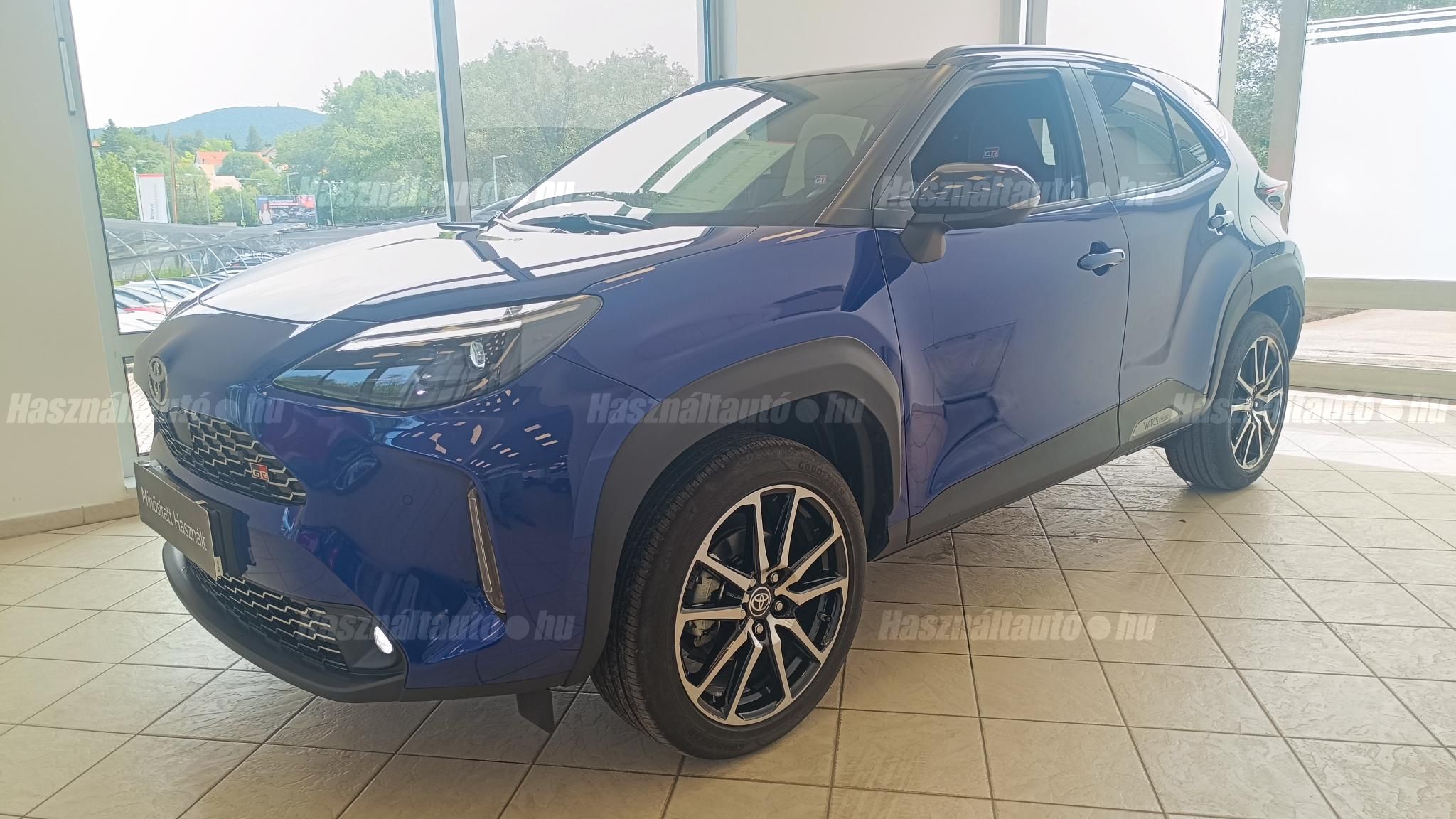 TOYOTA YARIS CROSS 2025/6 - 1