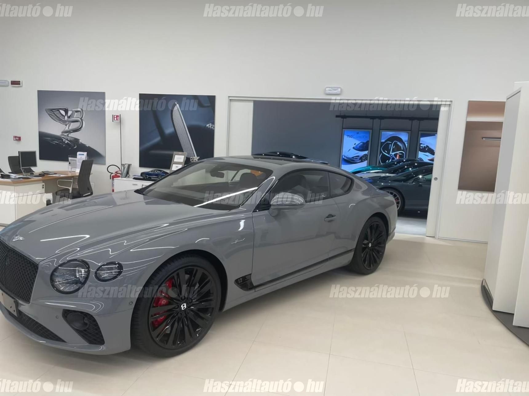 BENTLEY CONTINENTAL 2022/3 - 1