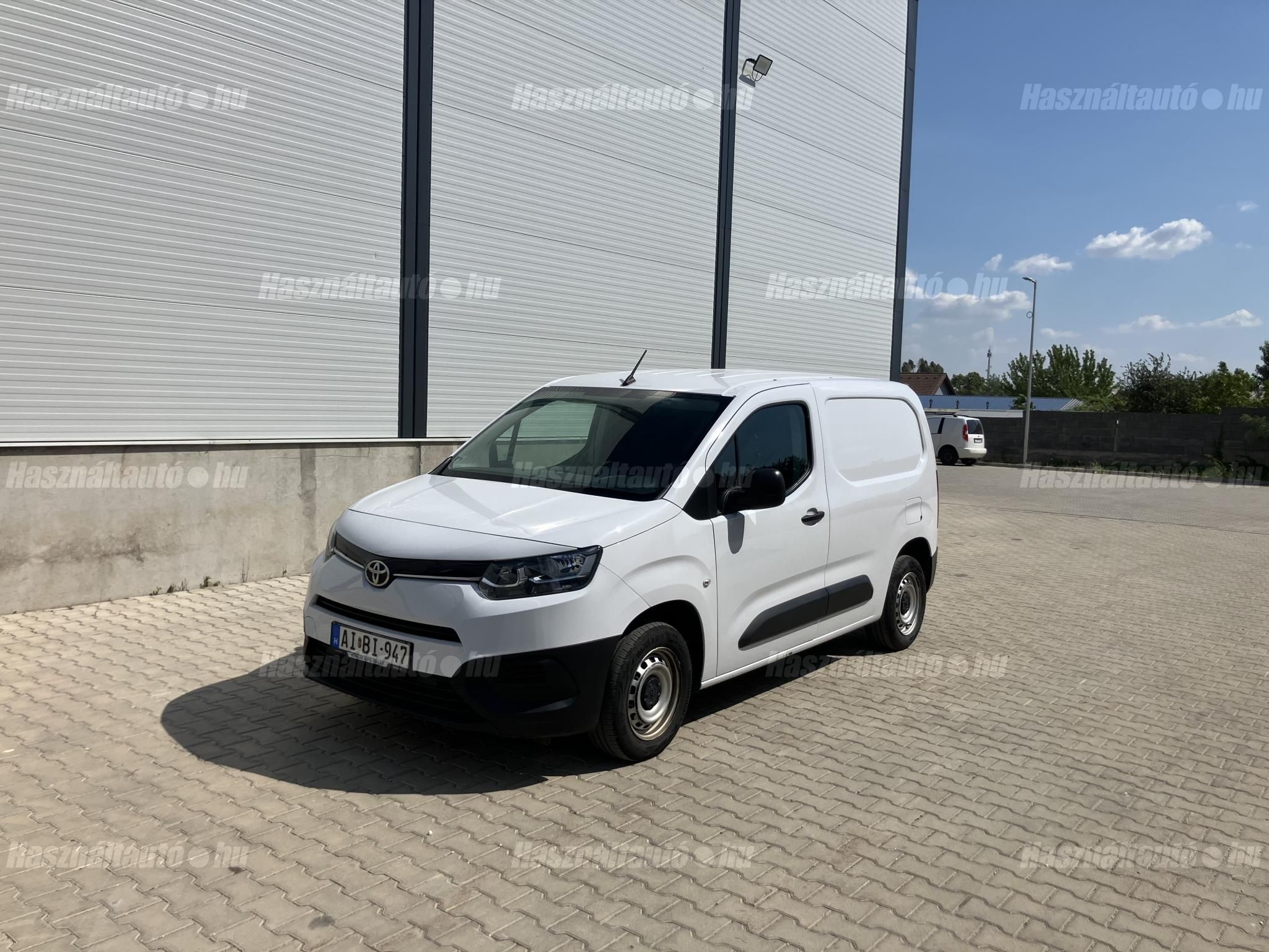 TOYOTA PROACE 2024 - 1