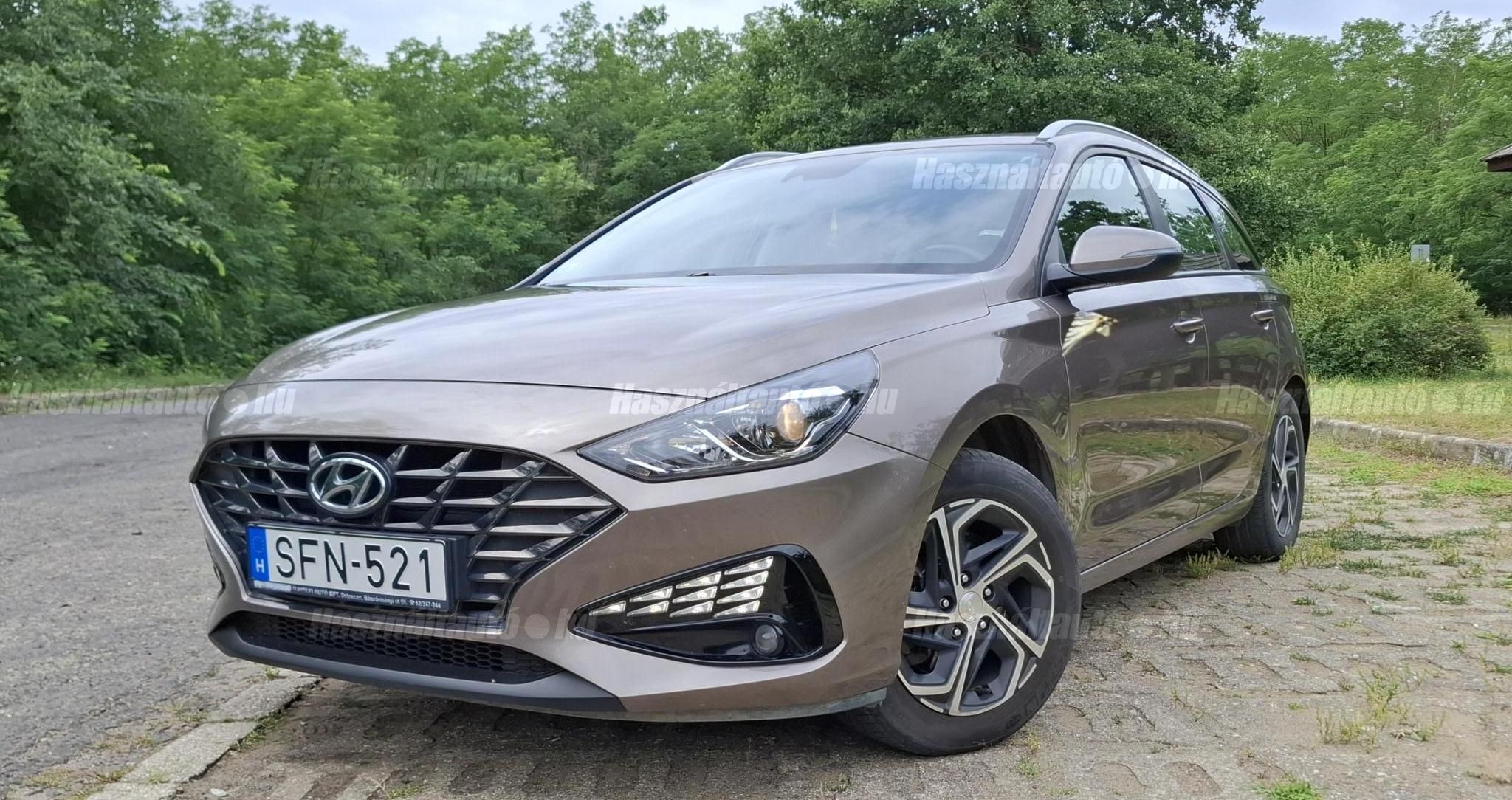HYUNDAI I30 2020/7 - 1