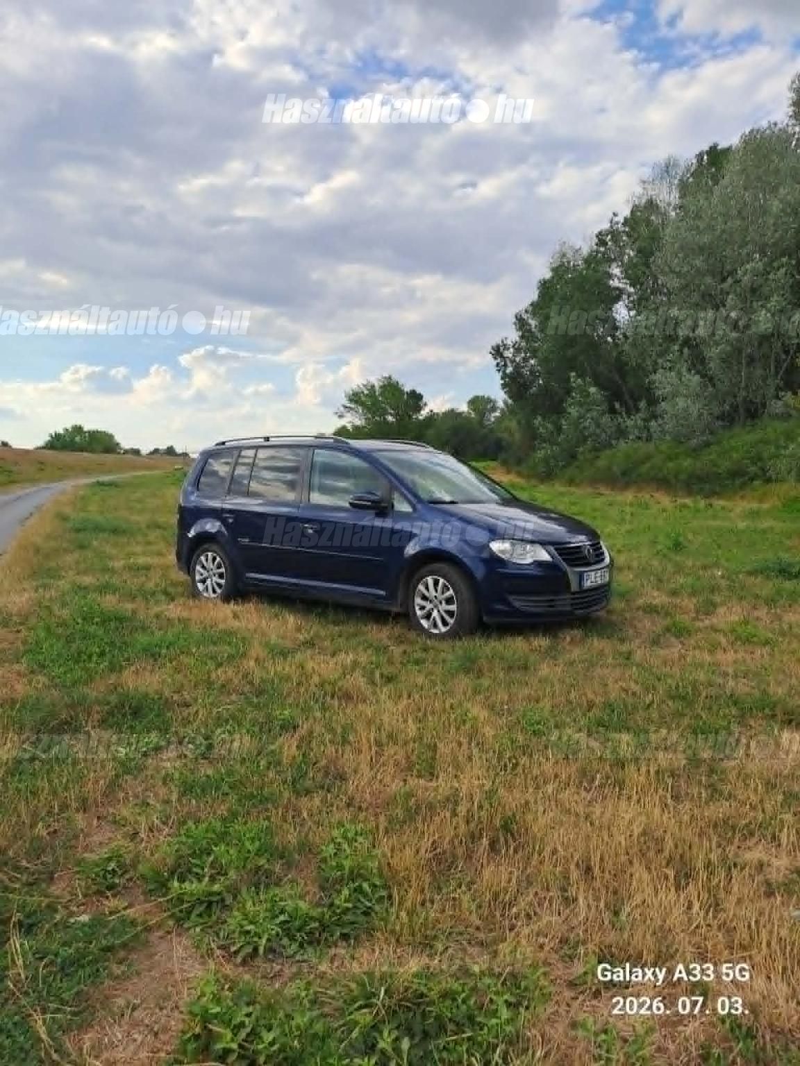 VOLKSWAGEN TOURAN 2010/4 - 1