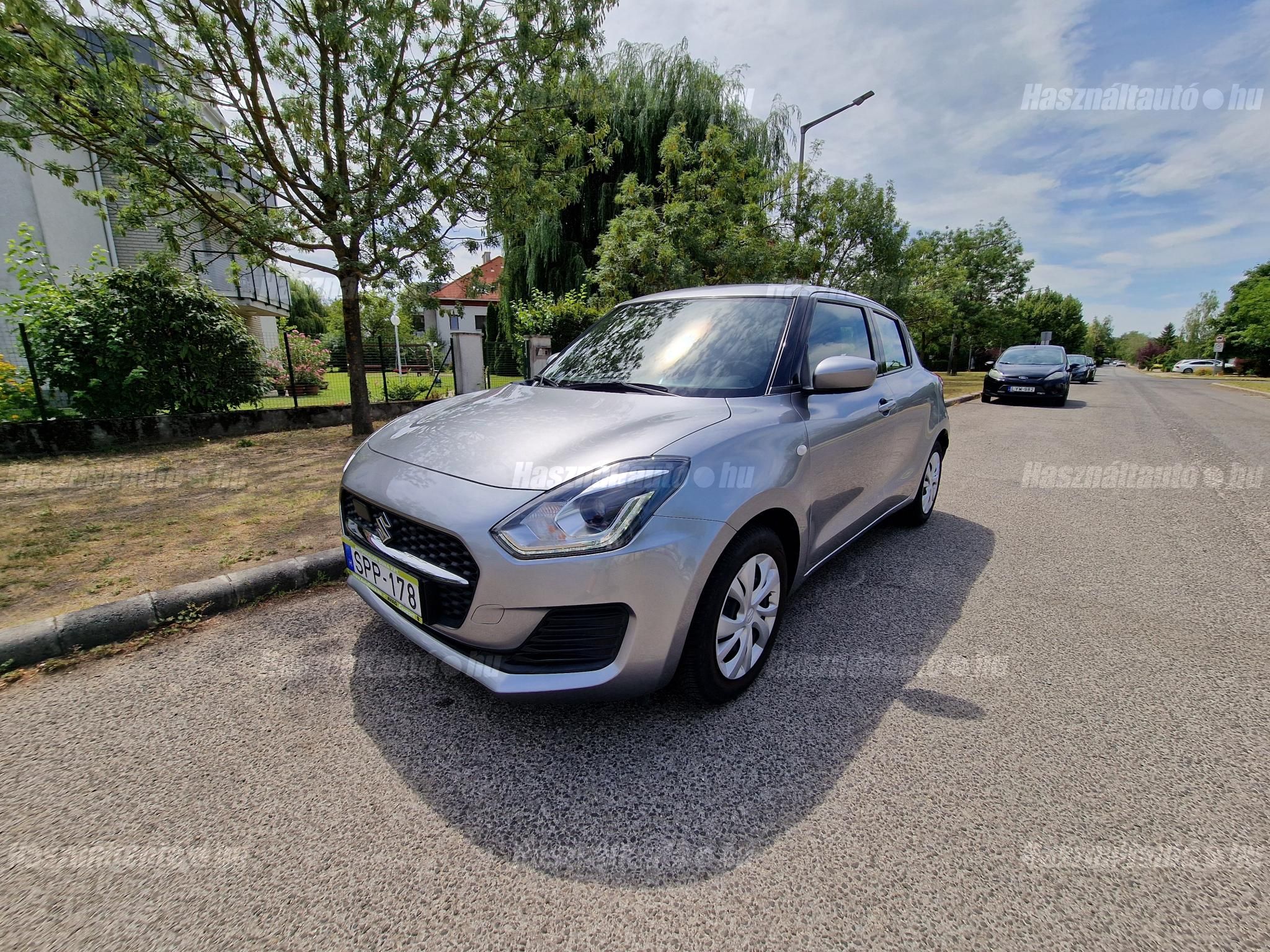 SUZUKI SWIFT 2021/3 - 1