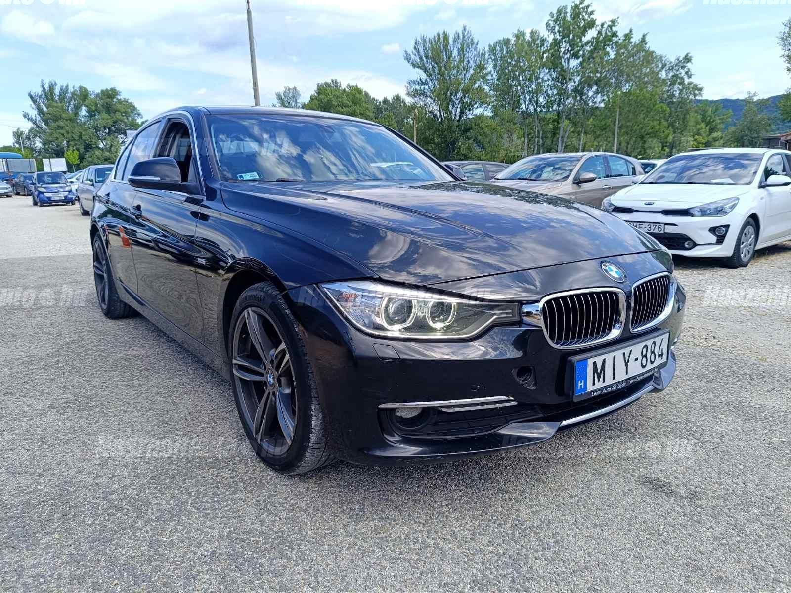 BMW 318 2012/12 - 1