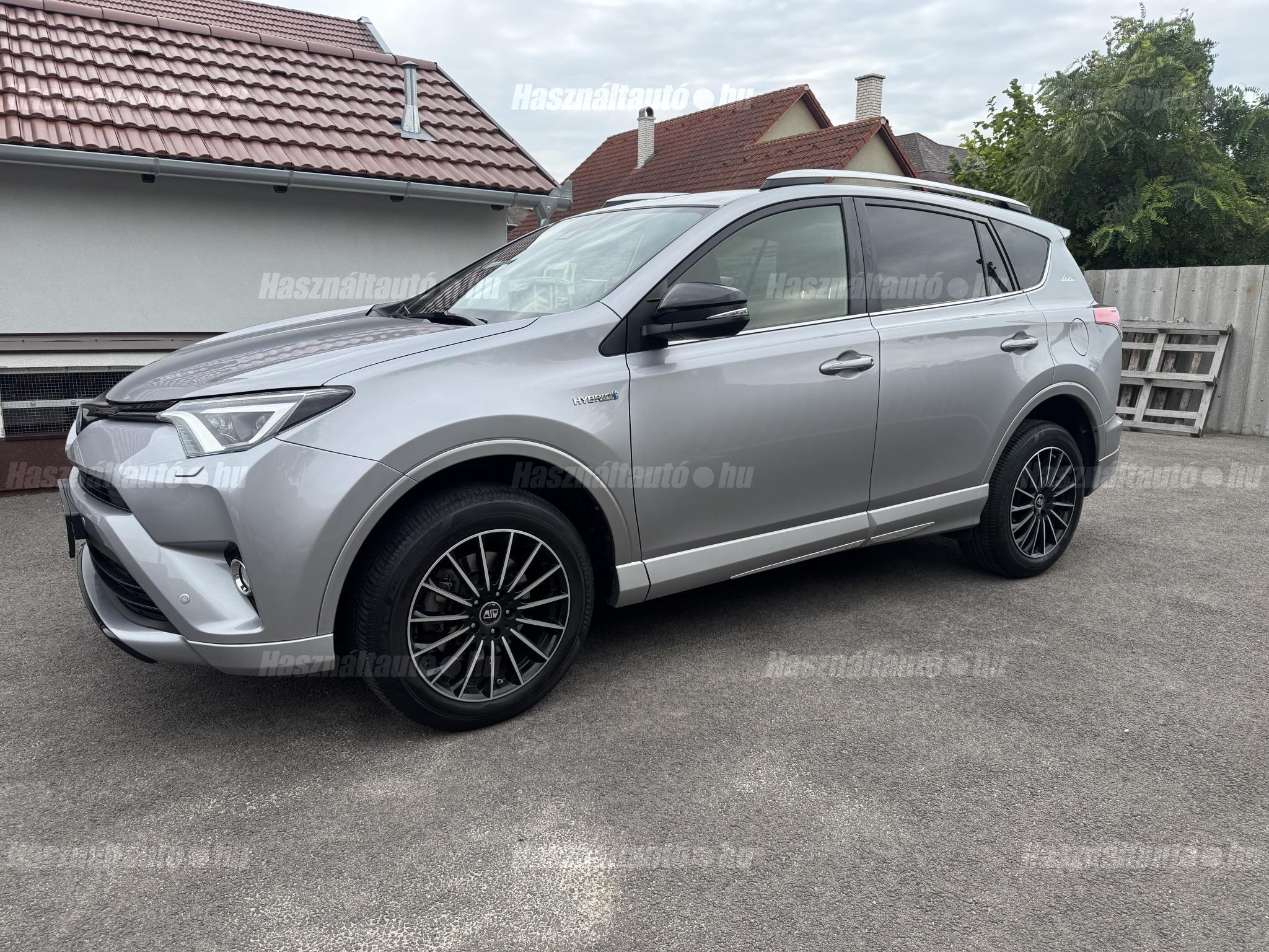 TOYOTA RAV 4 2018/11 - 1