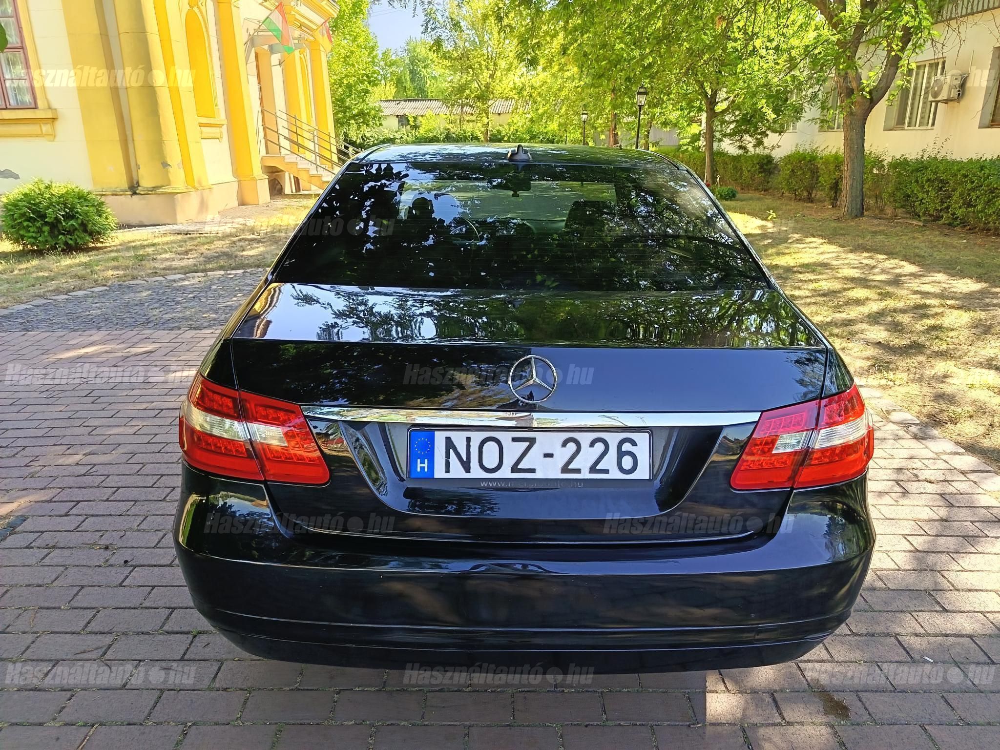 MERCEDES-BENZ E 200 2012/10 - 1