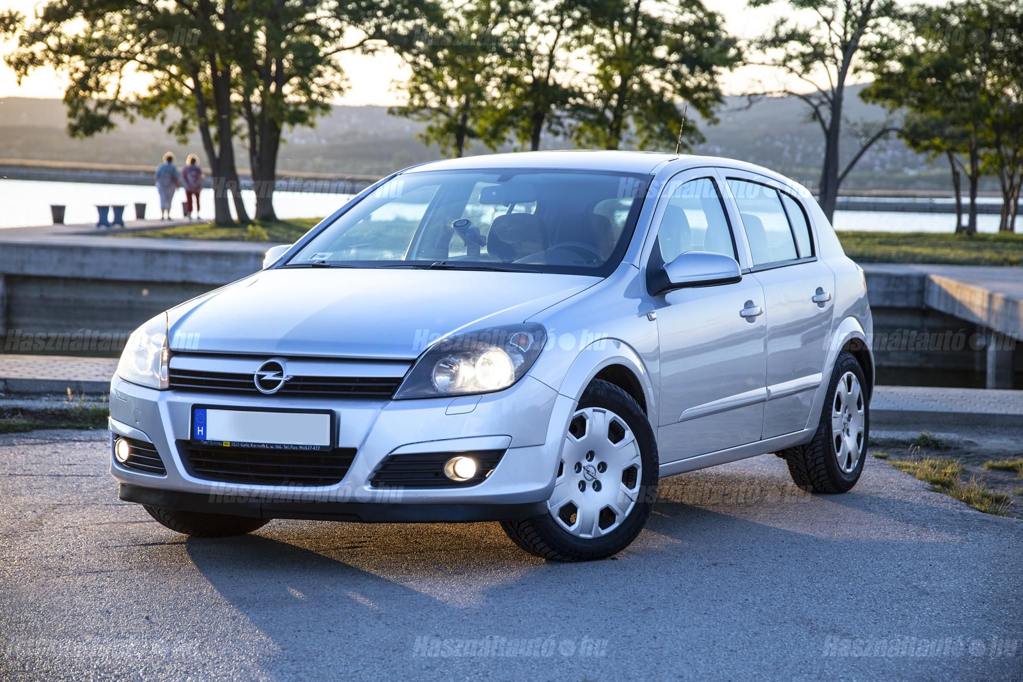 OPEL ASTRA H 2004/7 - 1