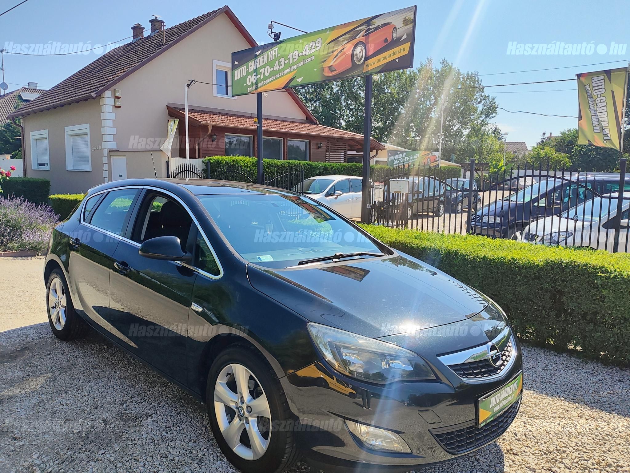 OPEL ASTRA J 2012/11 - 1