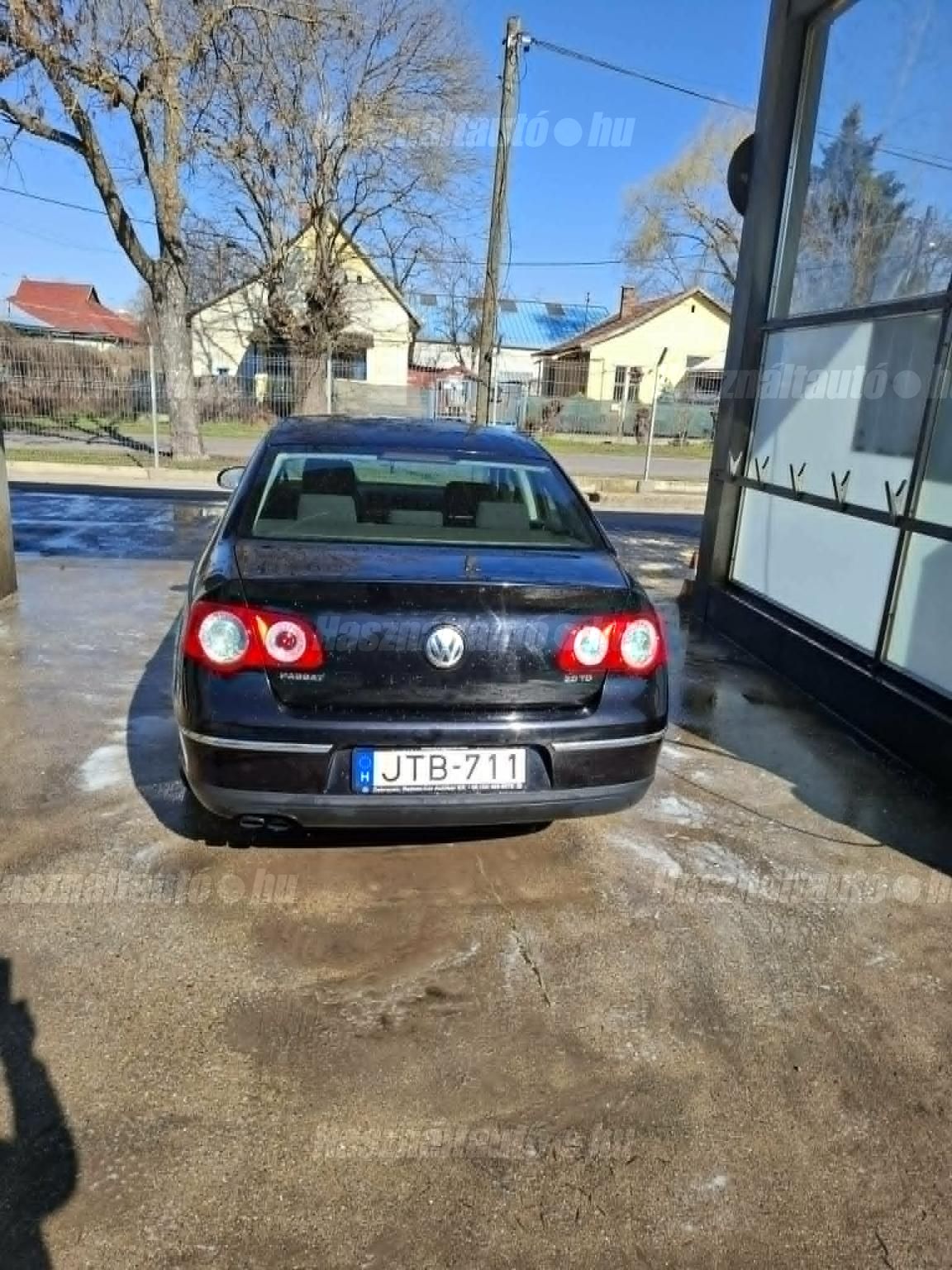 VOLKSWAGEN PASSAT VI 2005/4 - 1