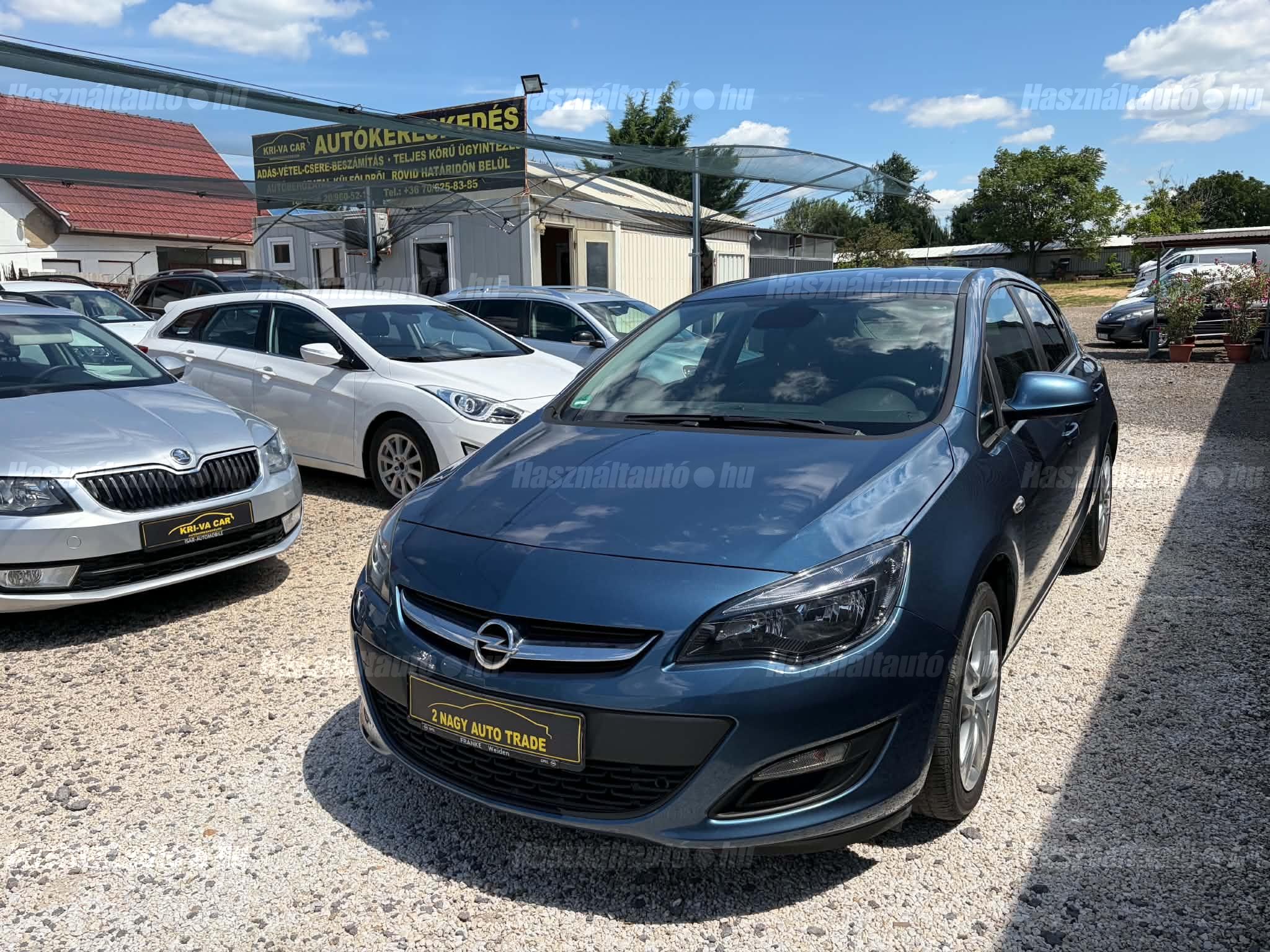 OPEL ASTRA 2013/10 - 1