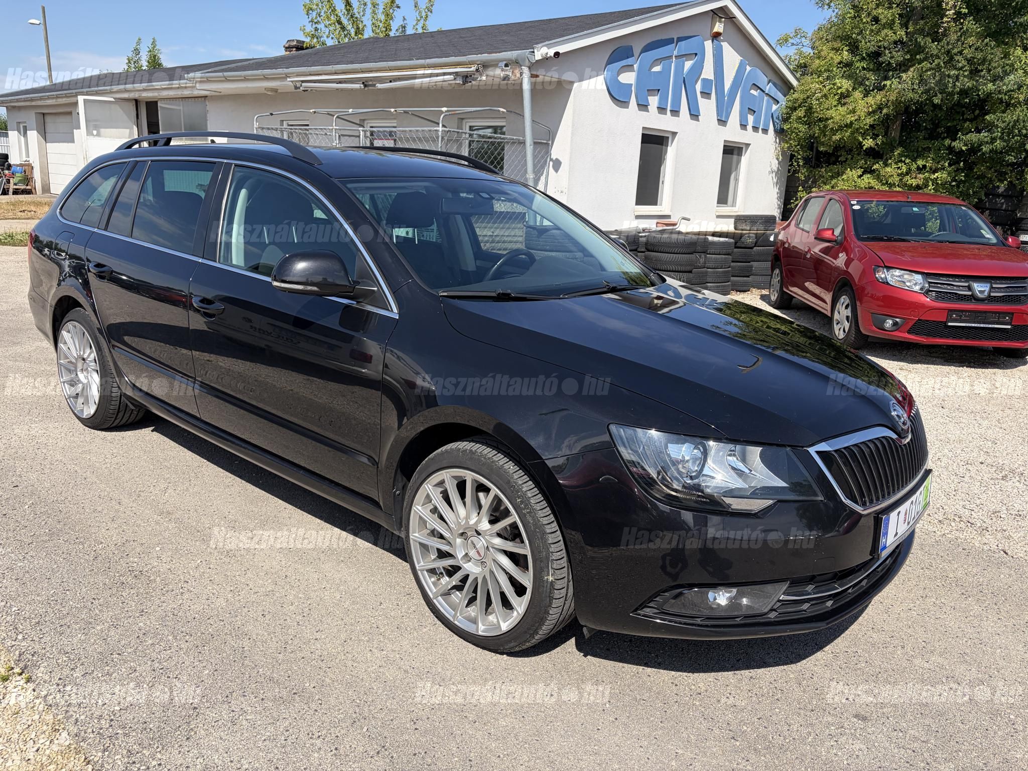 SKODA SUPERB 2015/8 - 1