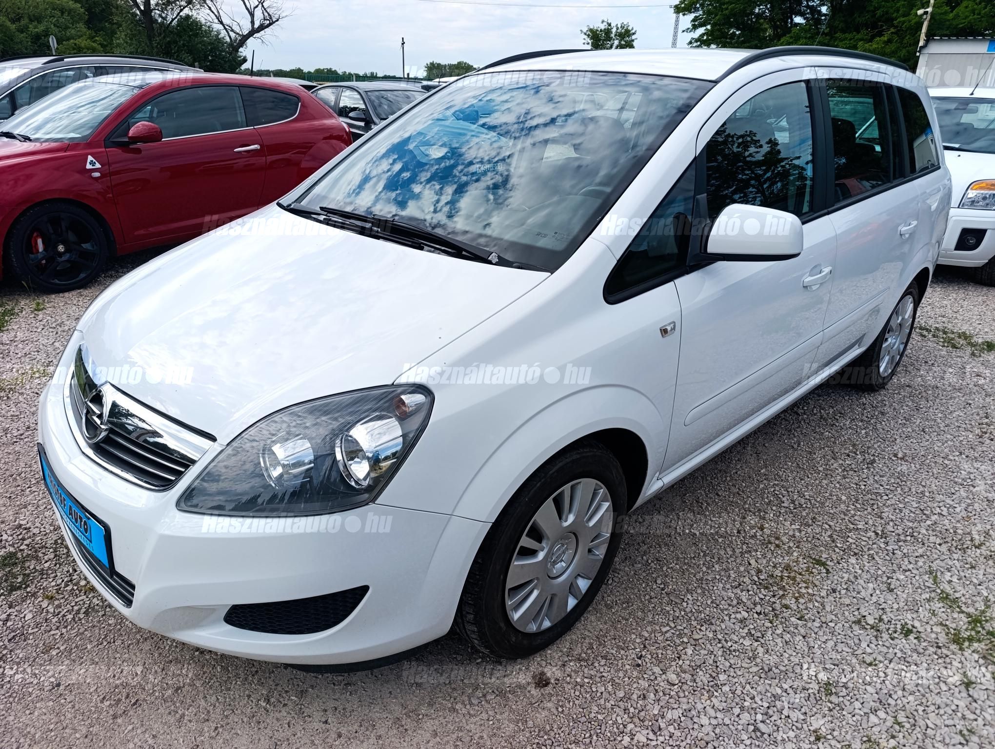 OPEL ZAFIRA 2013/1 - 1