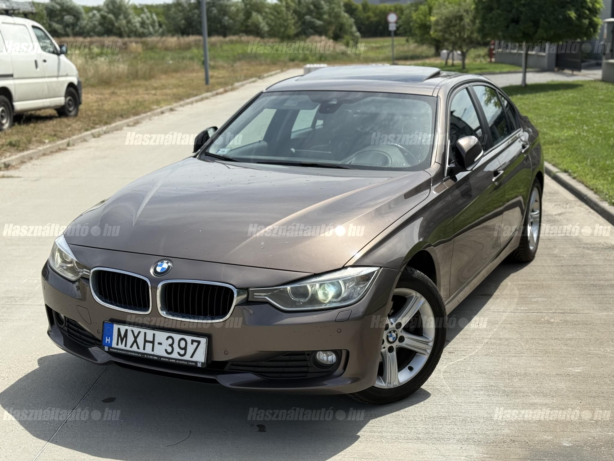 BMW 320 2012/11 - 1