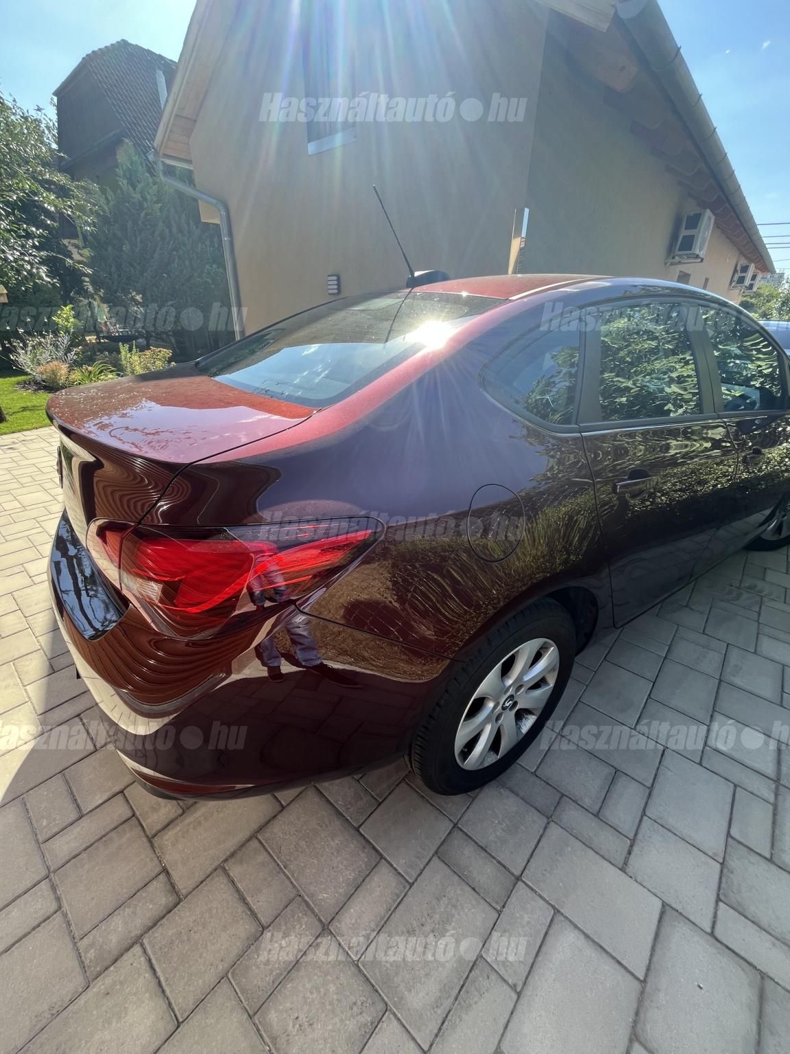 OPEL ASTRA J 2018/7 - 1