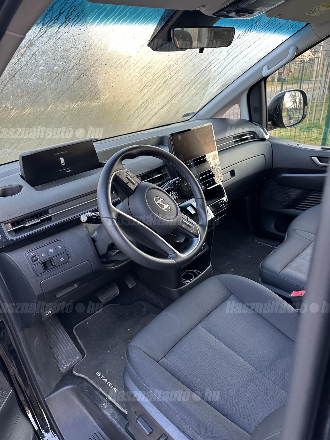 HYUNDAI STARIA 2025/4 - 1