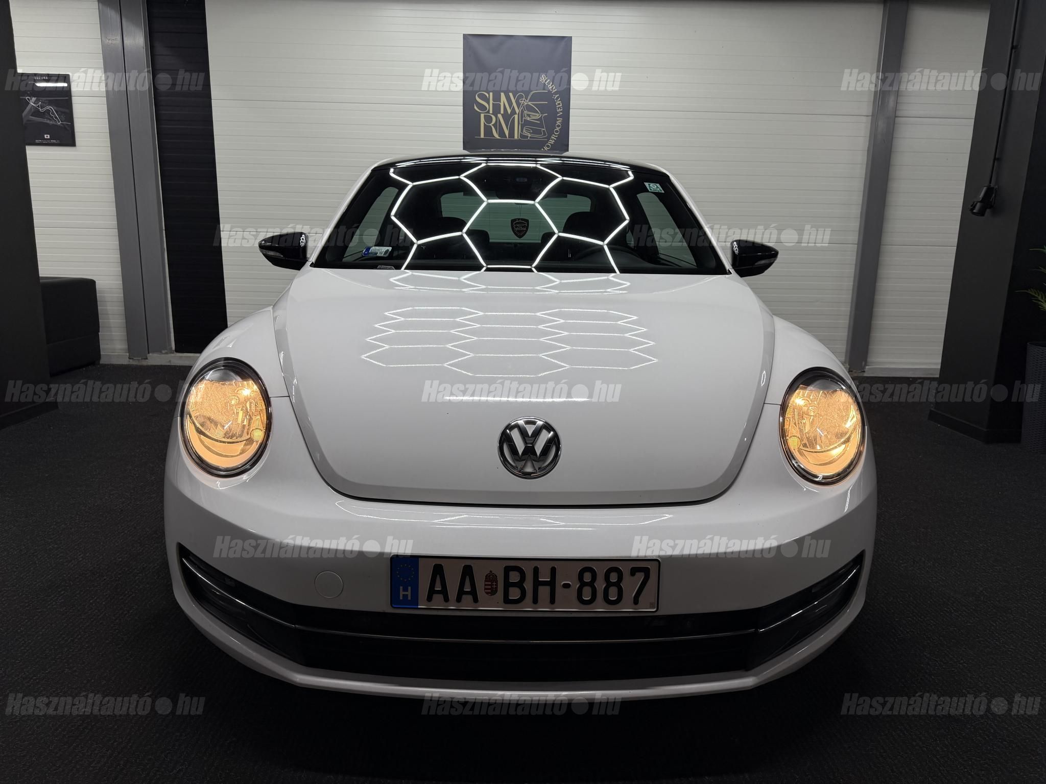 VOLKSWAGEN BEETLE 2012 - 1
