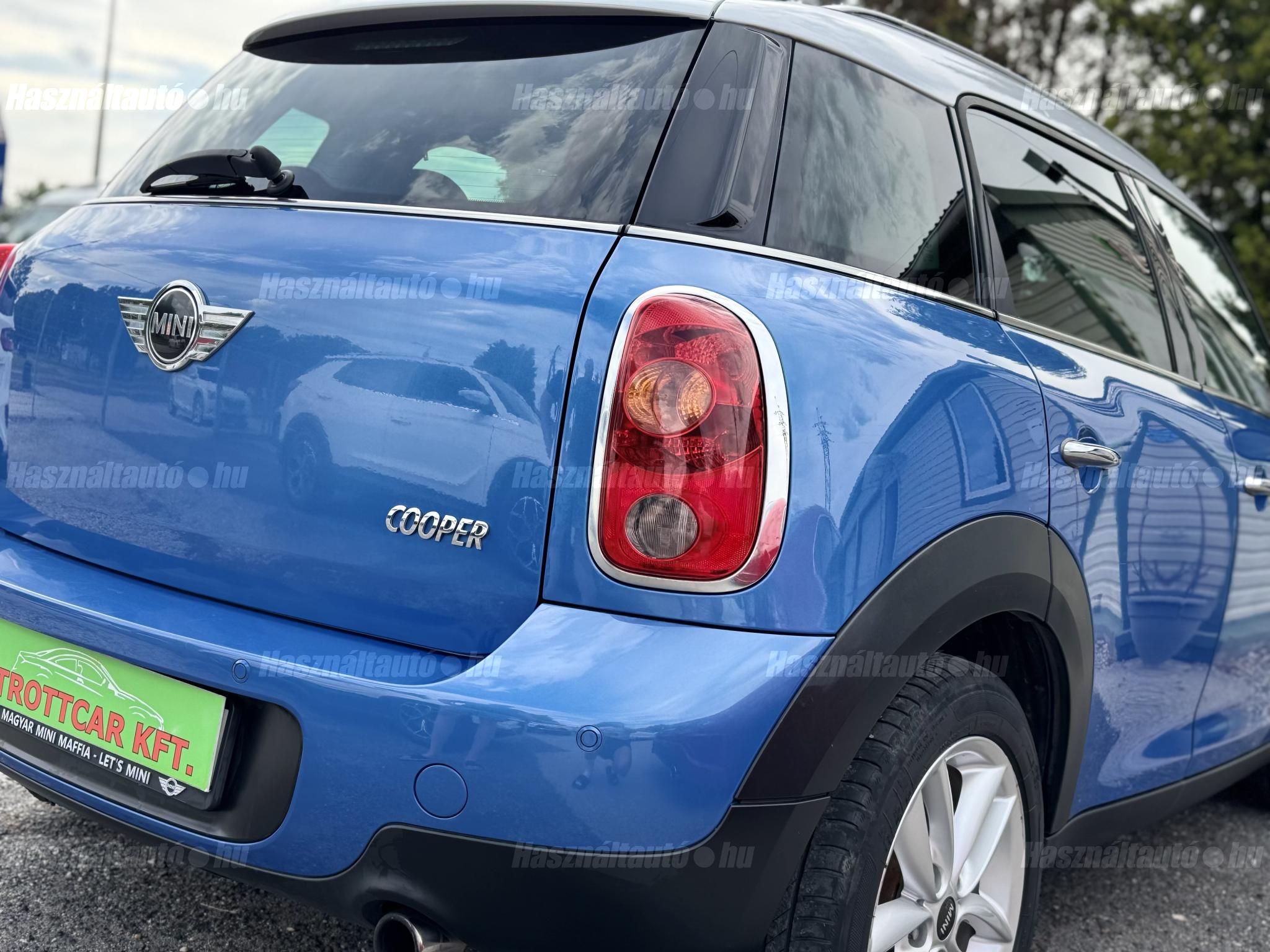 MINI COUNTRYMAN 2011/4 - 1