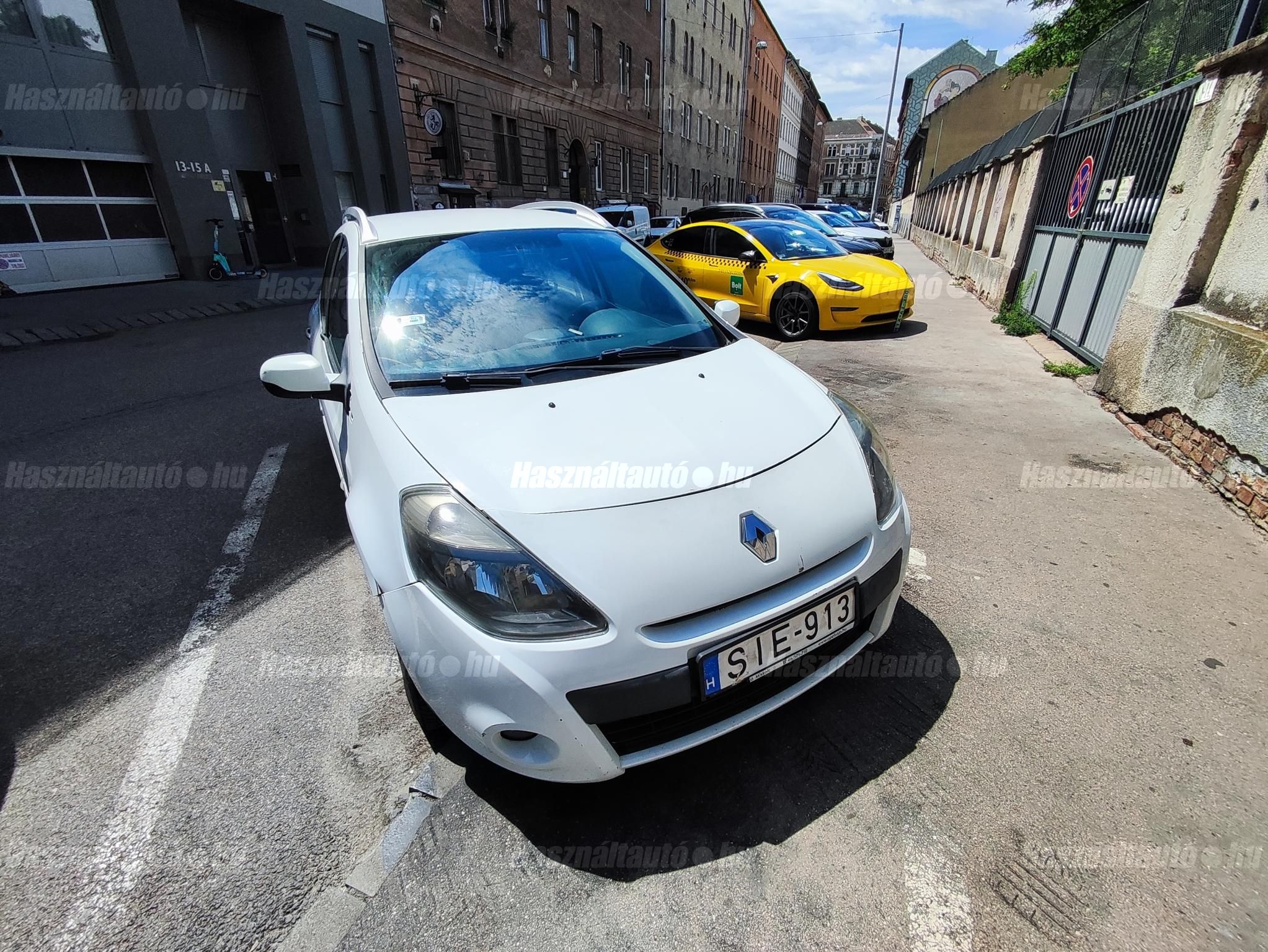 RENAULT CLIO 2011/11 - 1