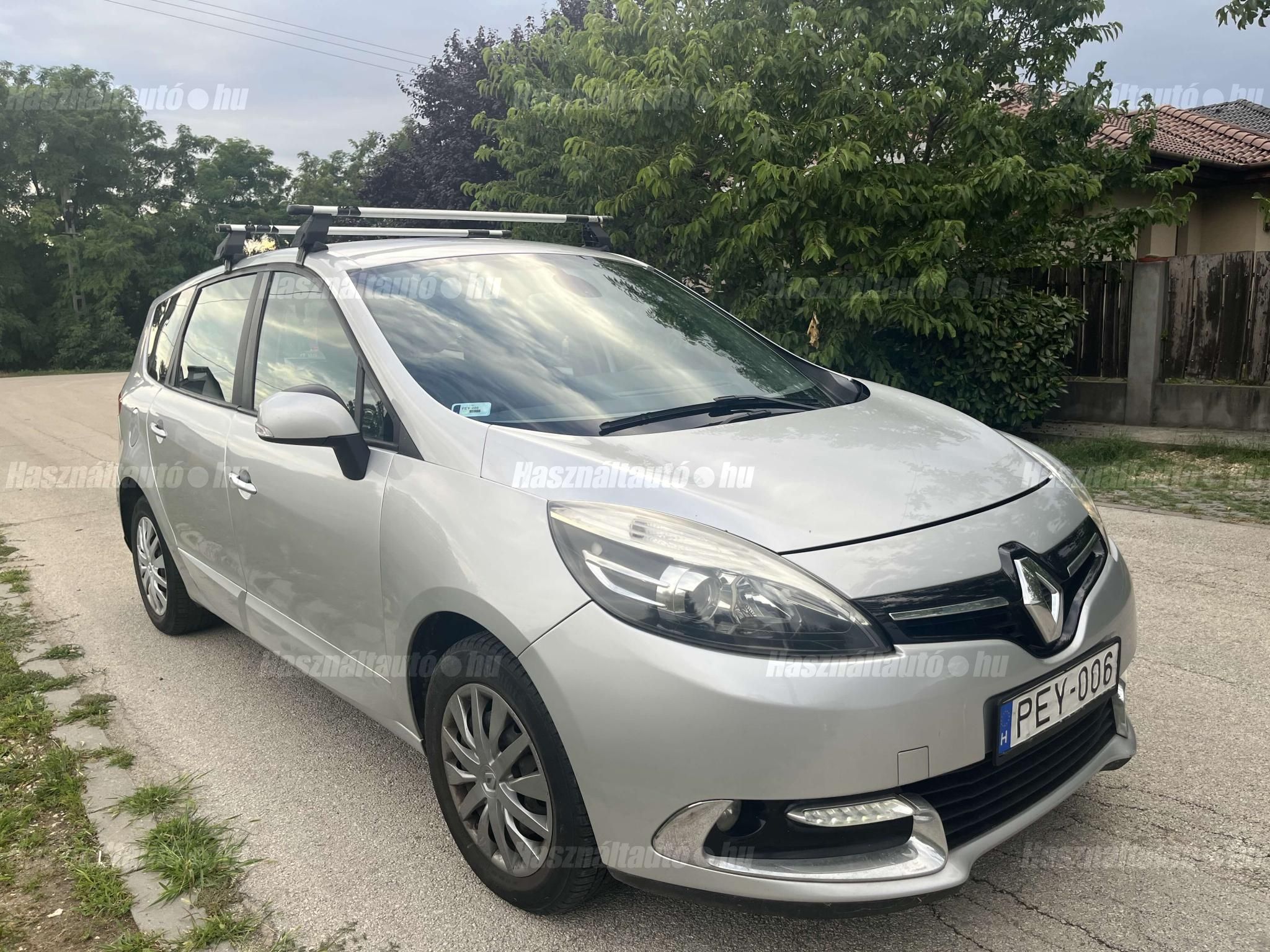 RENAULT SCENIC 2014/4 - 1