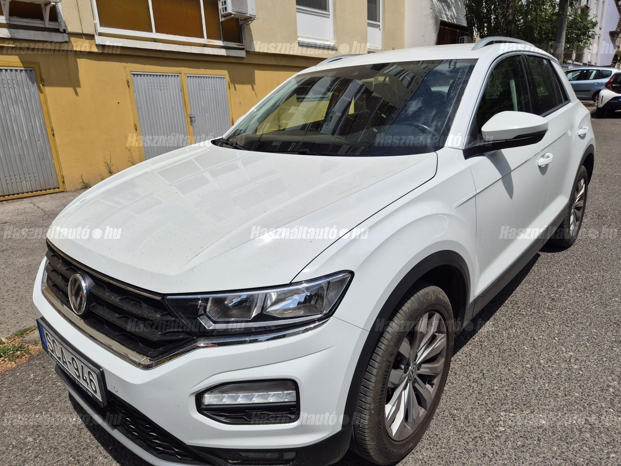 VOLKSWAGEN T-ROC 2019/8 - 1