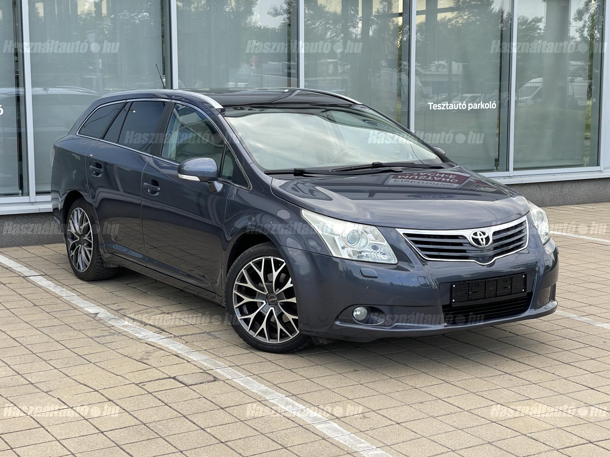 TOYOTA AVENSIS 2009/3 - 1