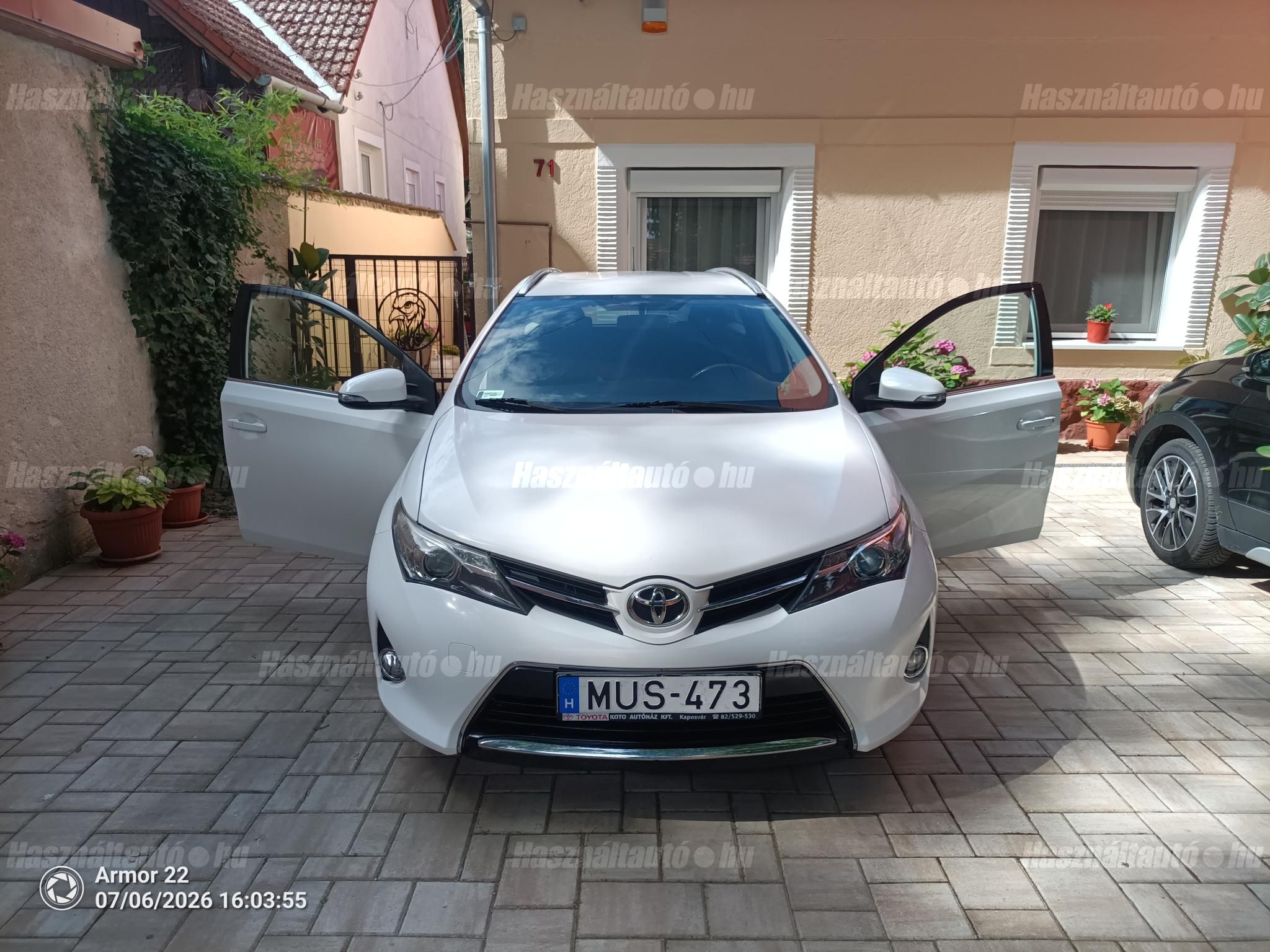 TOYOTA AURIS 2013/1 - 1