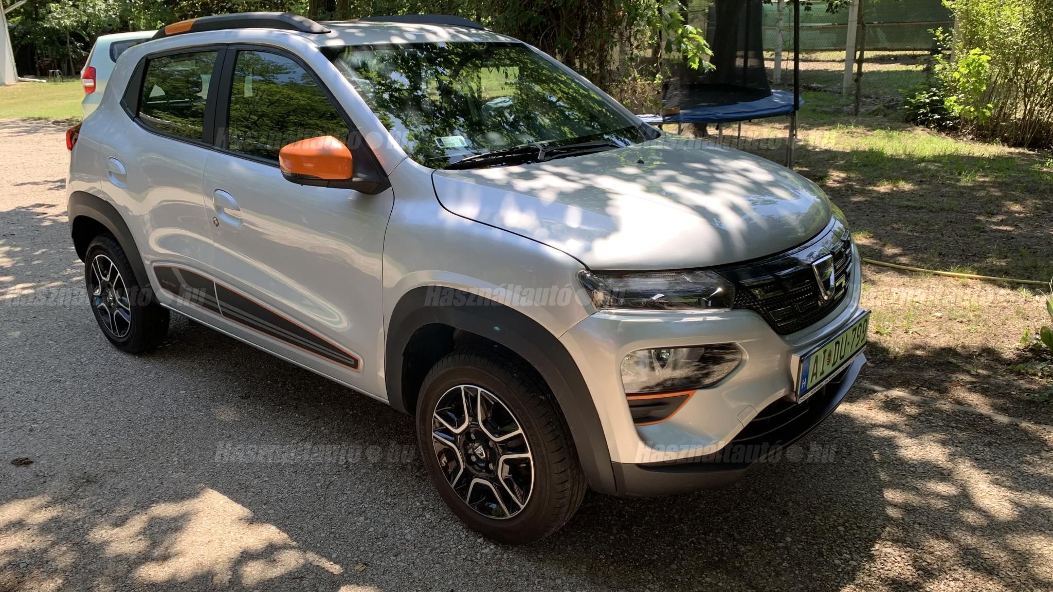 DACIA SPRING 2022/12 - 1