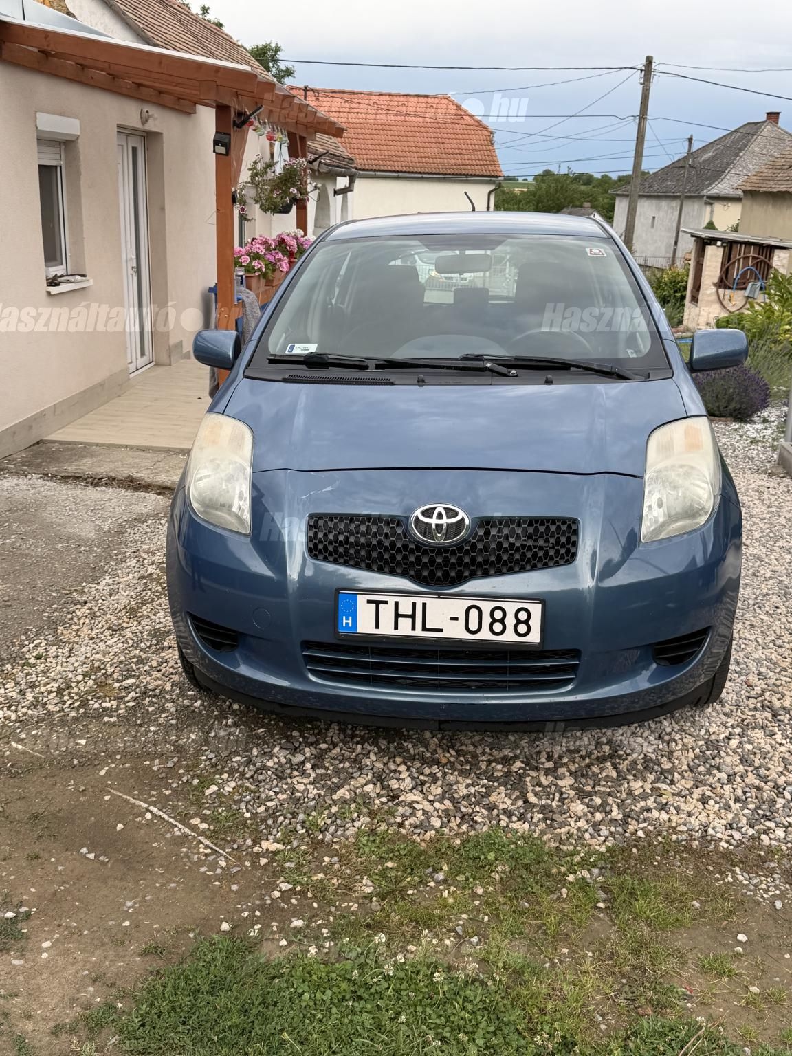 TOYOTA YARIS 2007/12 - 1