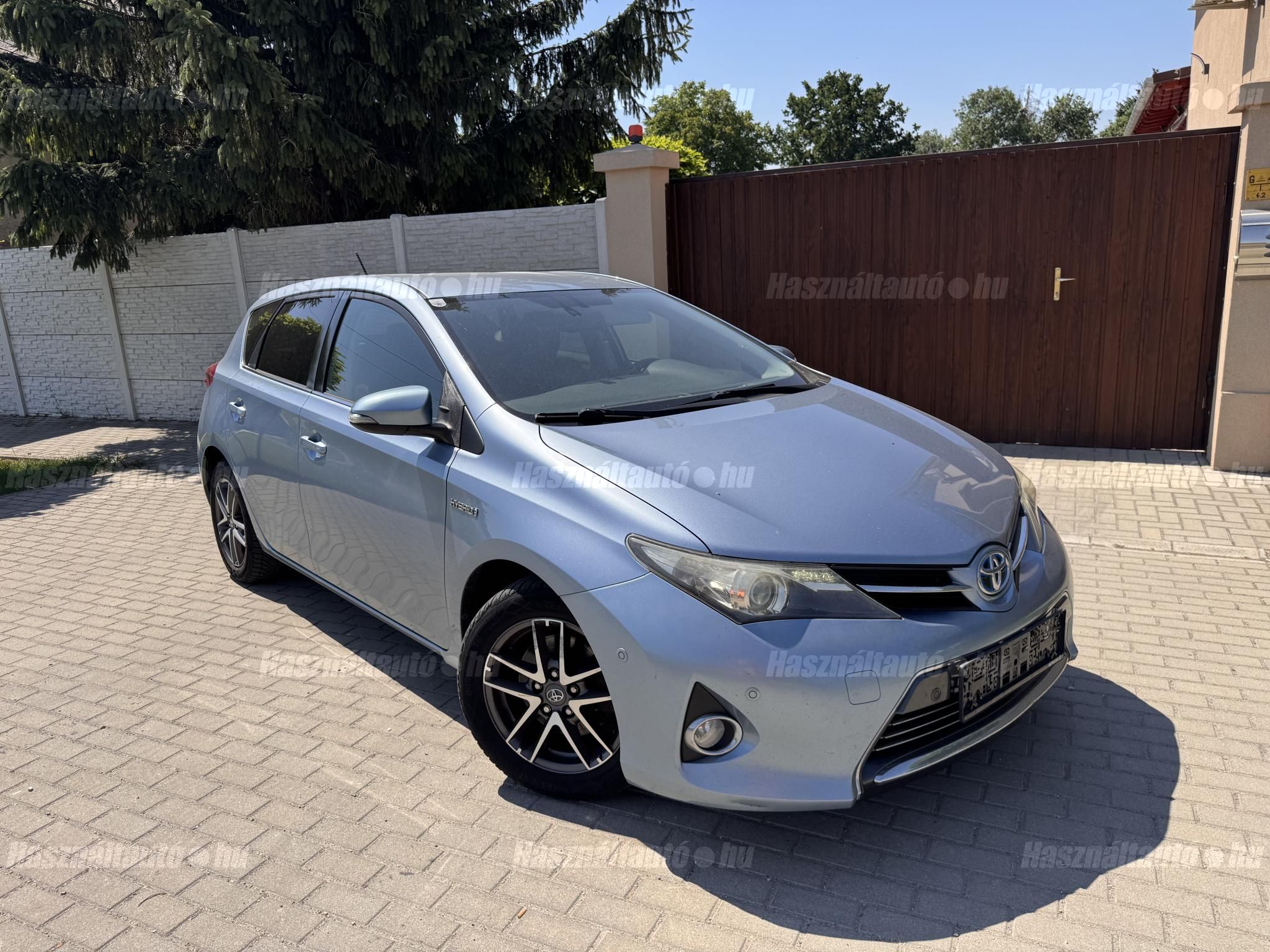 TOYOTA AURIS 2014/3 - 1