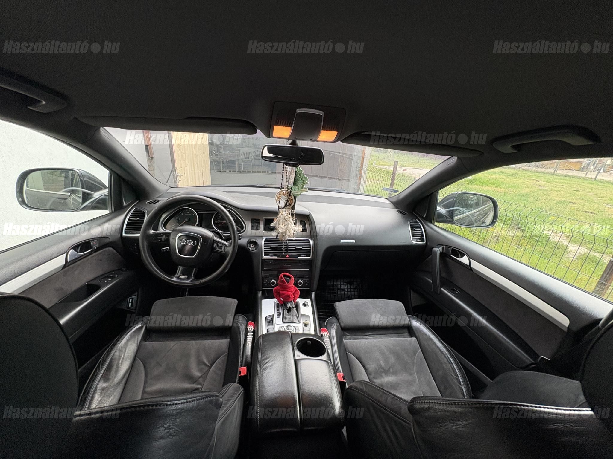 AUDI Q7 2009/2 - 1