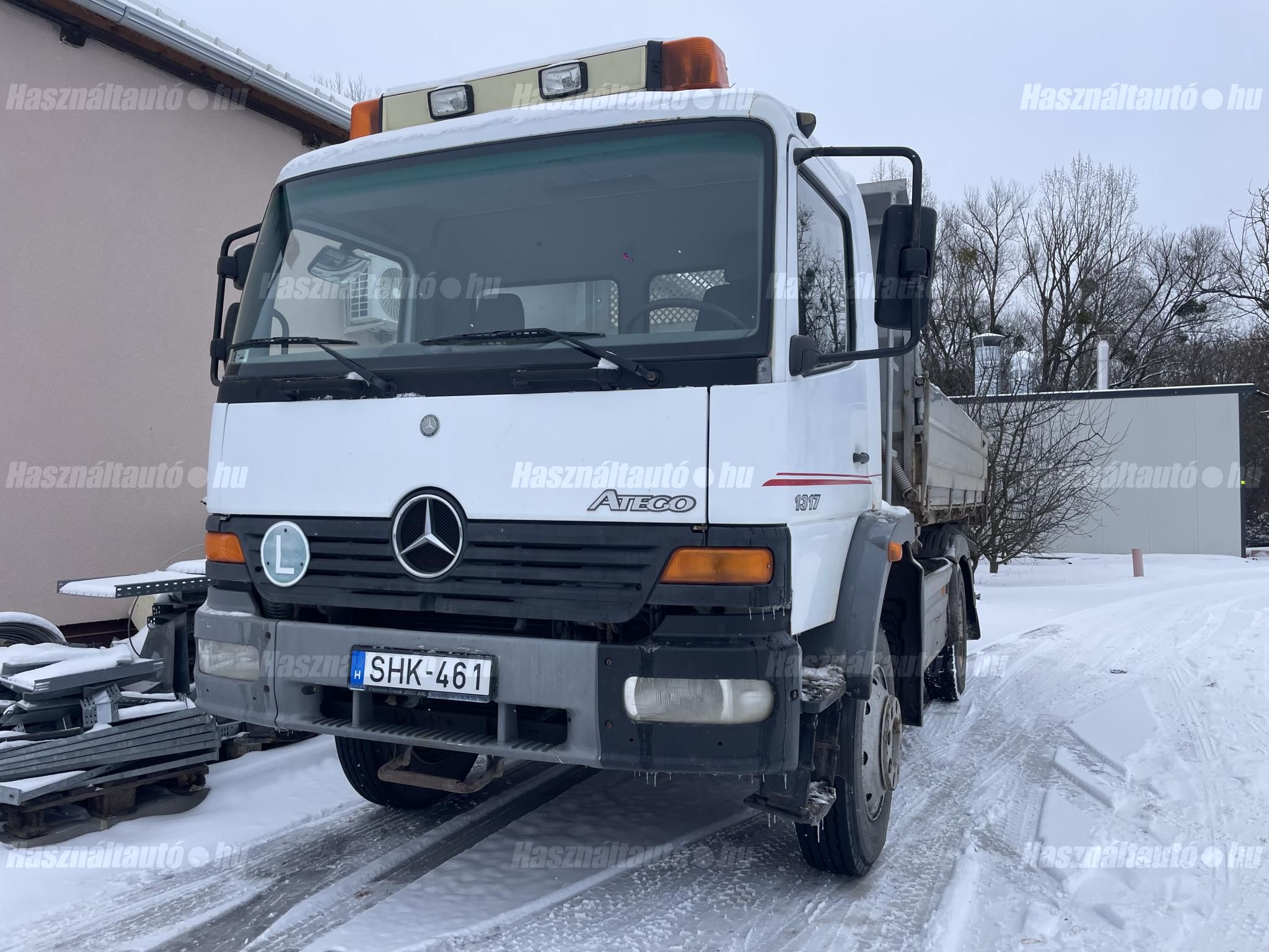 MERCEDES-BENZ 2001/5 - 1