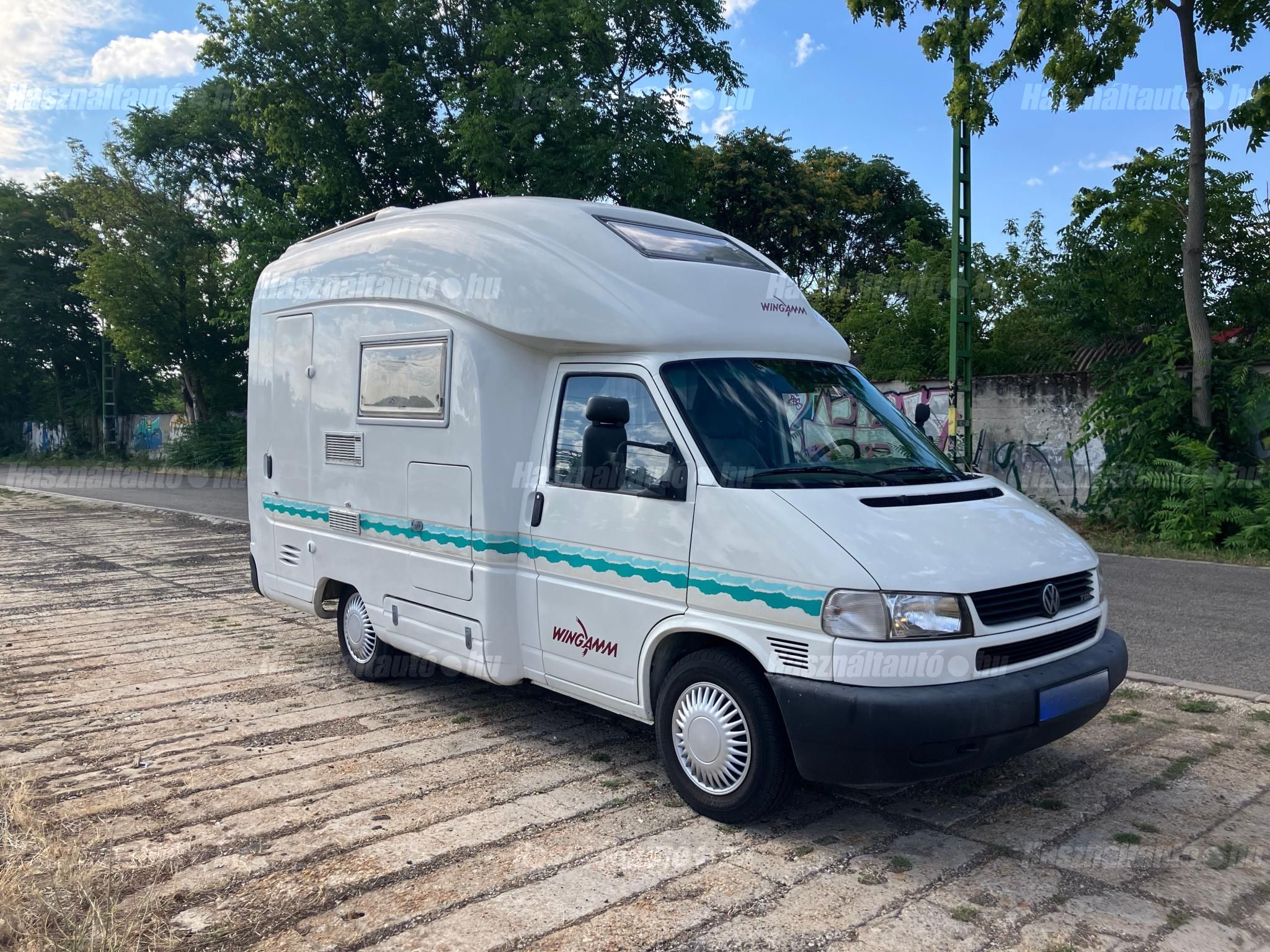 VOLKSWAGEN 2000/4 - 1