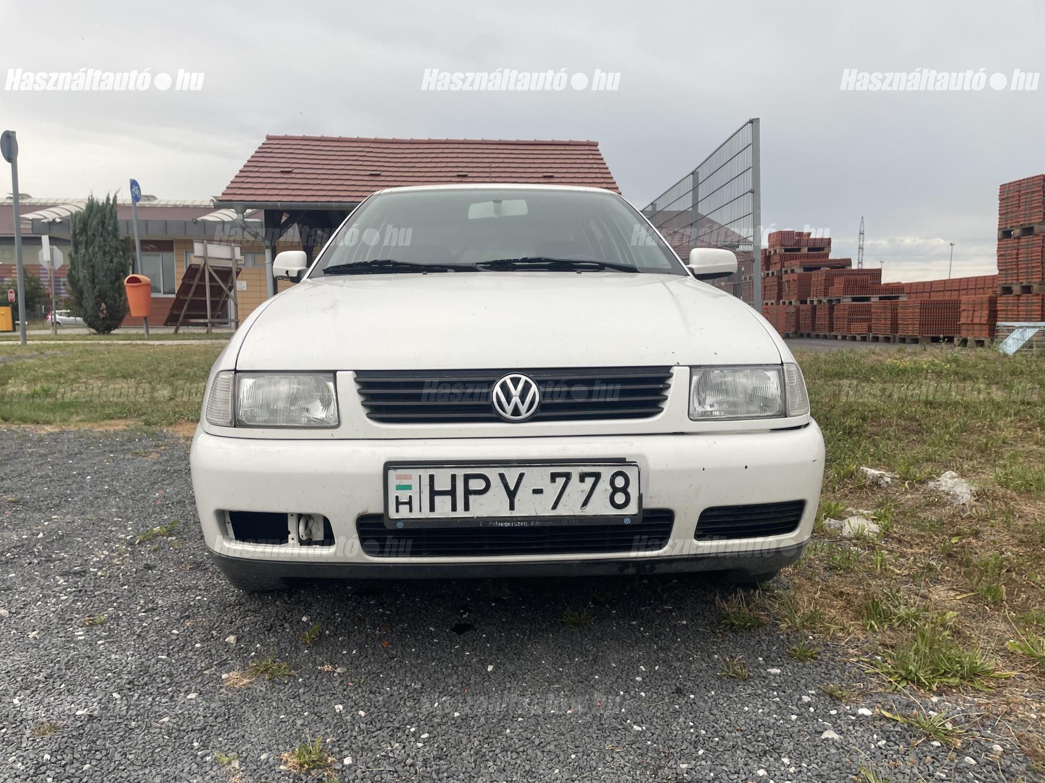 VOLKSWAGEN POLO 2001/4 - 1